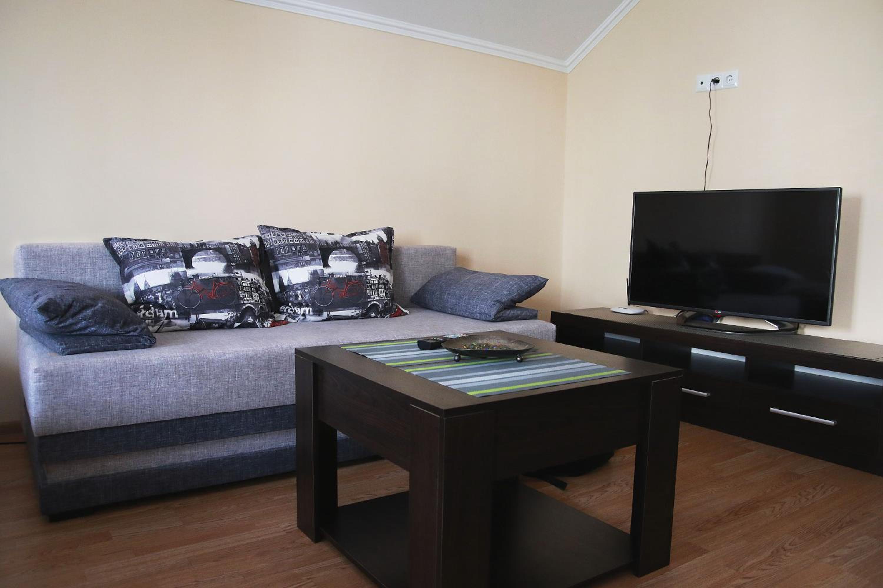 Apartment photo 3