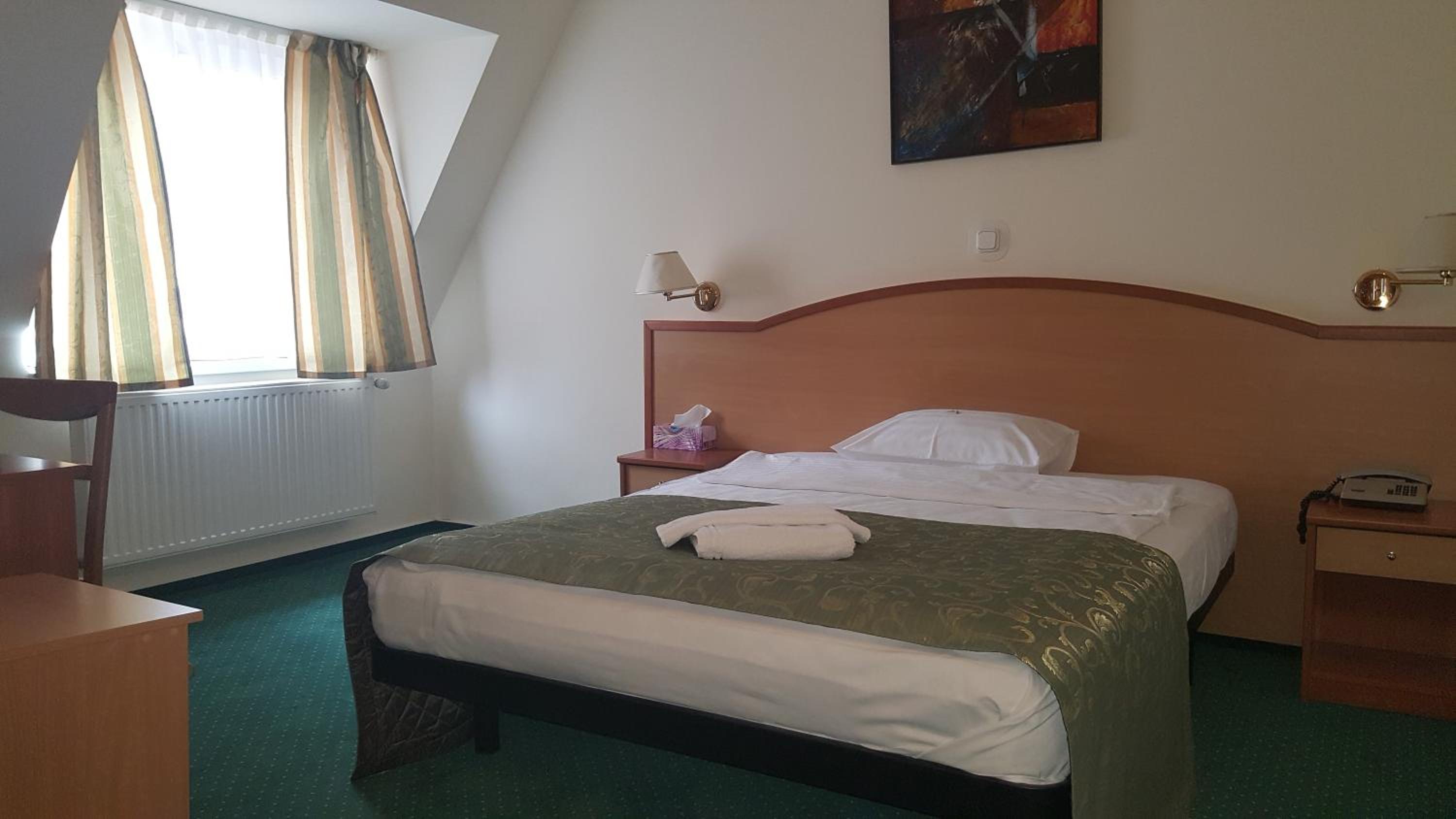 Single Room photo 3