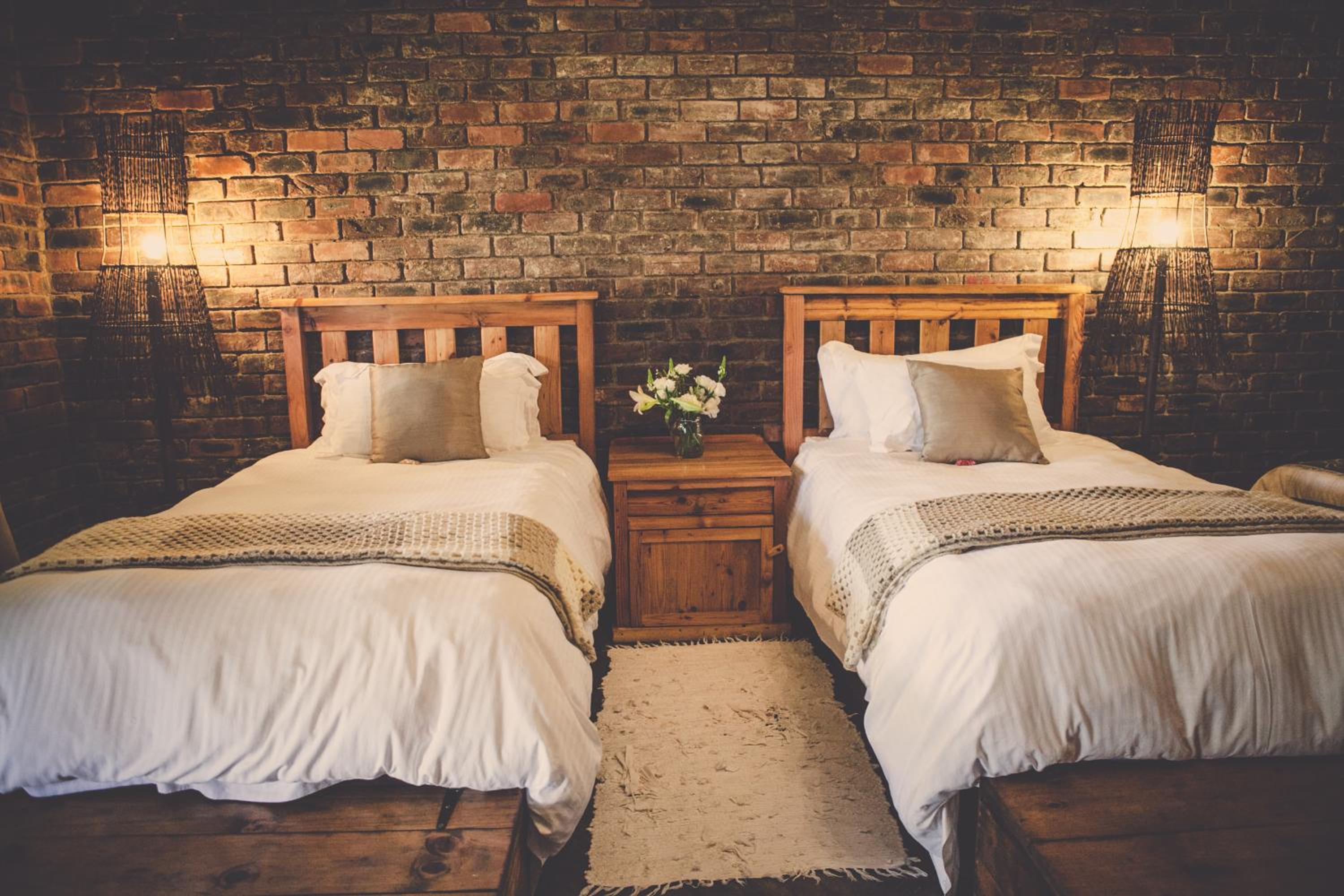 Standard Twin Room photo 2