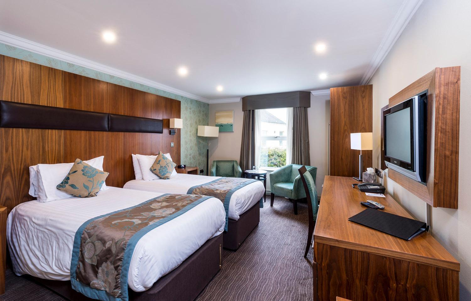 Business King Room with One King Bed photo 1