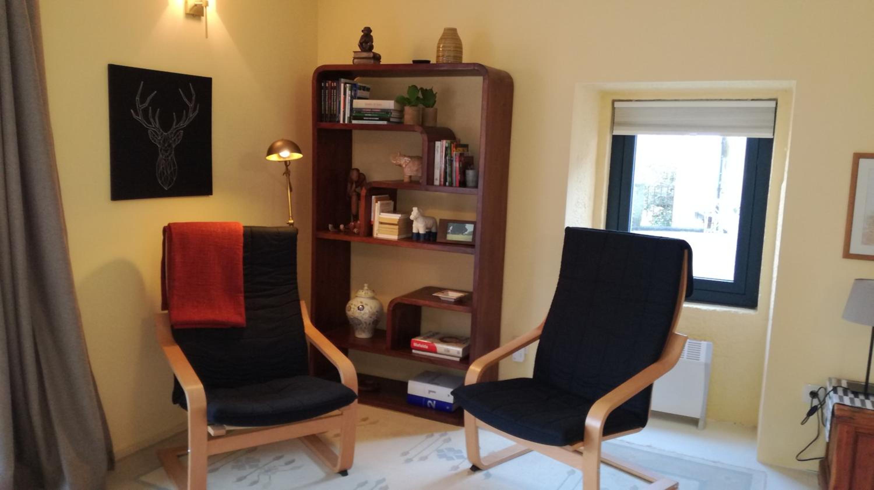 Three-Bedroom House - Photo 6