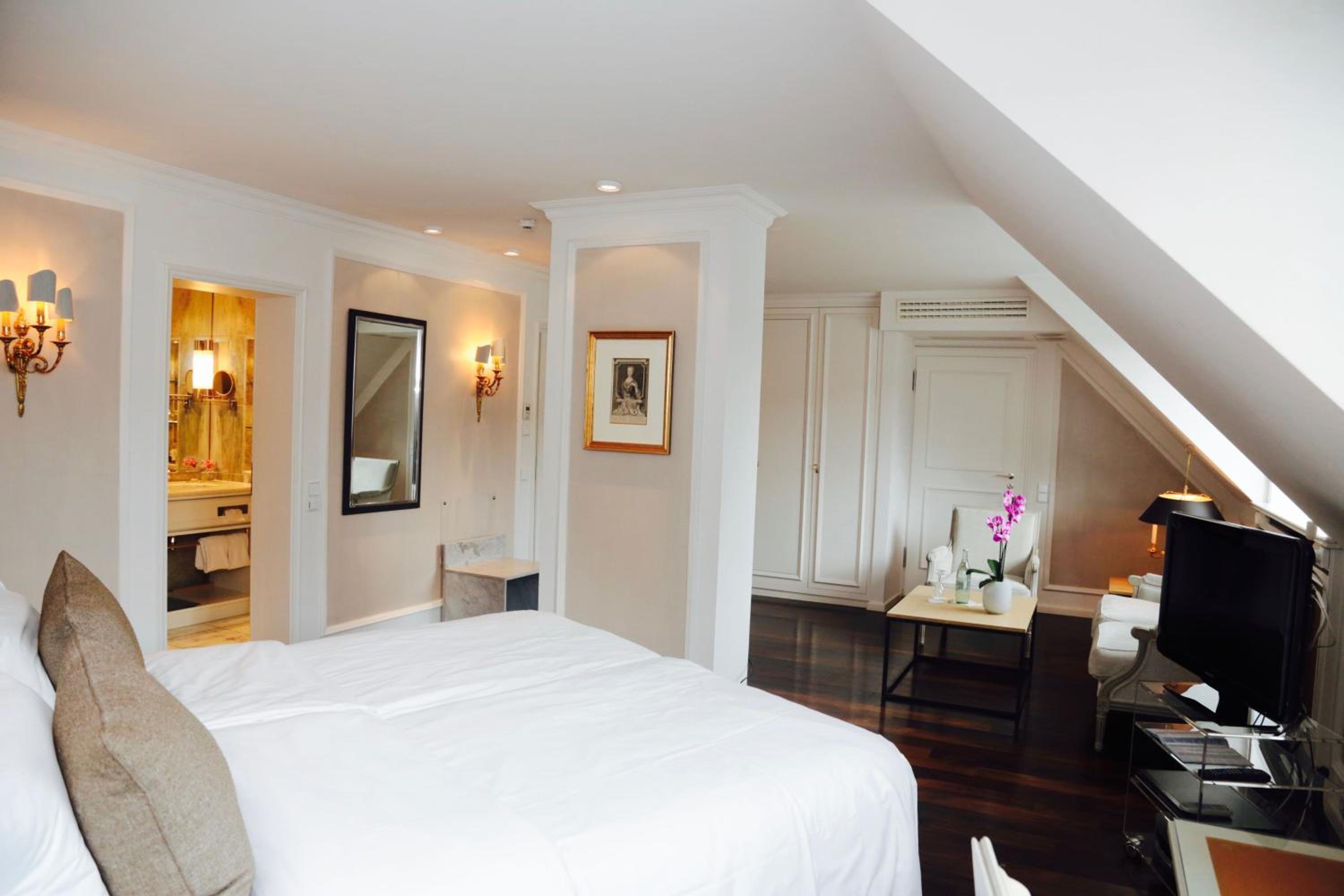 Junior Suite thumbnail 5