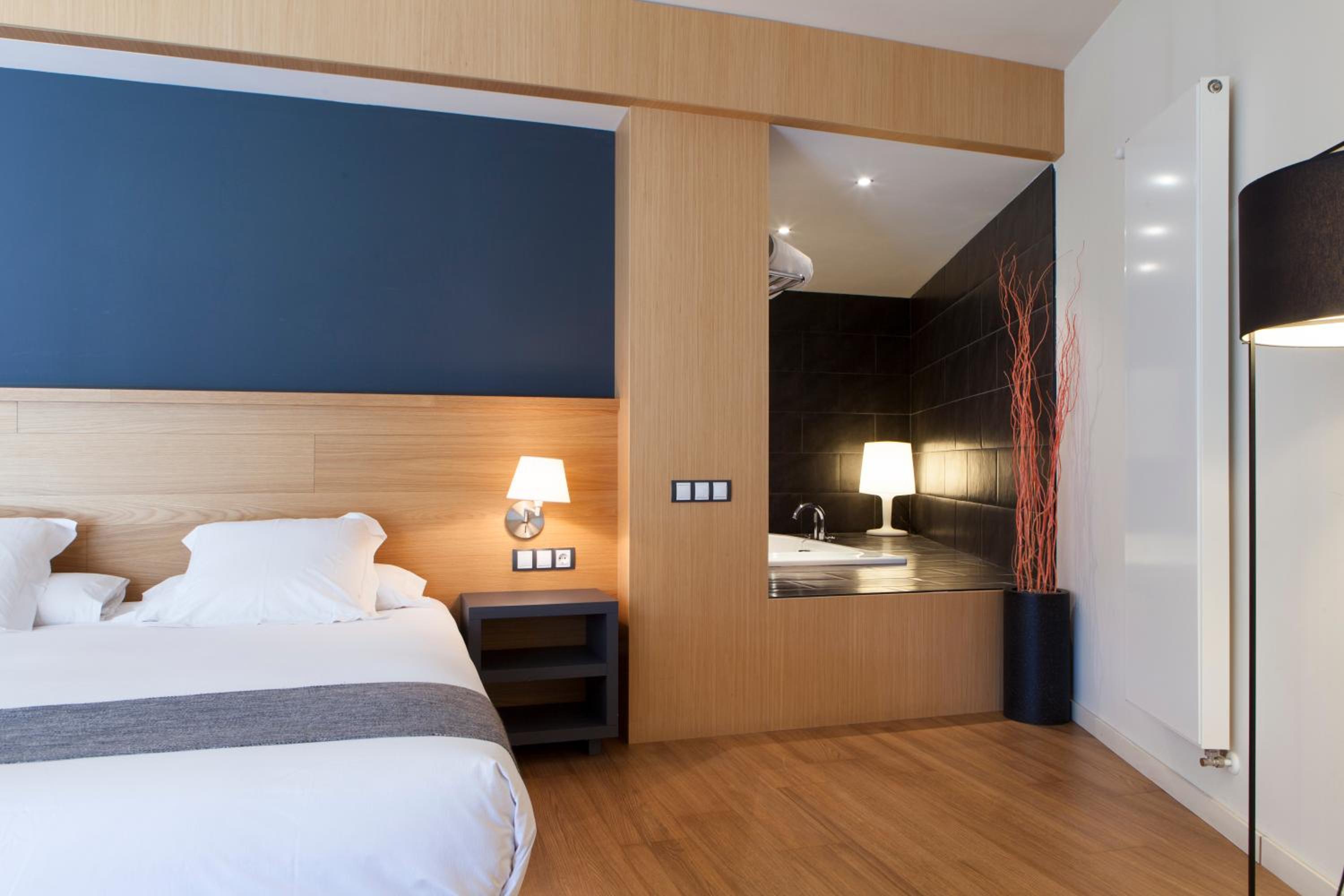 Junior Suite with Terrace - Photo 5