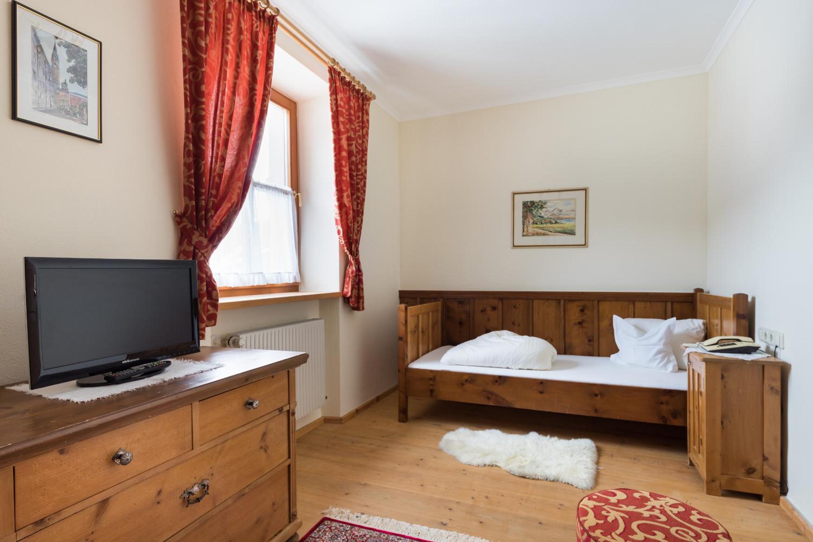 Classic Single Room photo 2