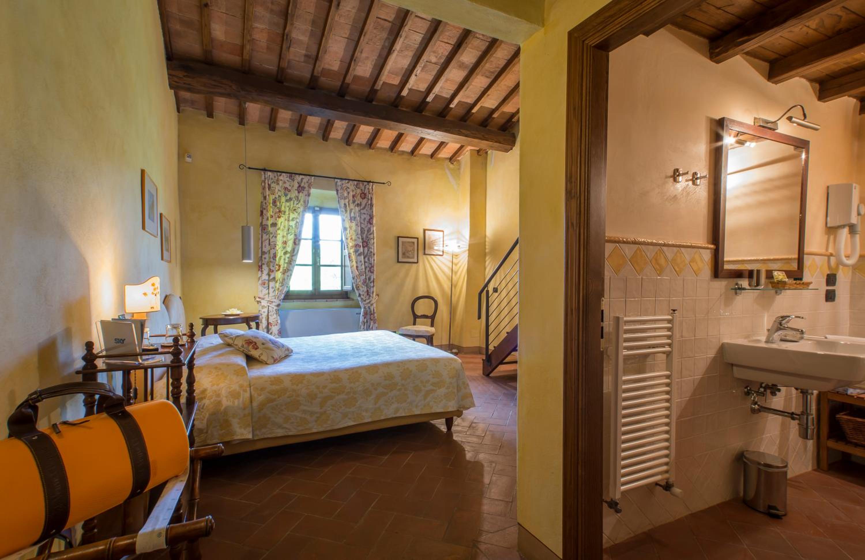 Deluxe Double or Twin Room photo 1