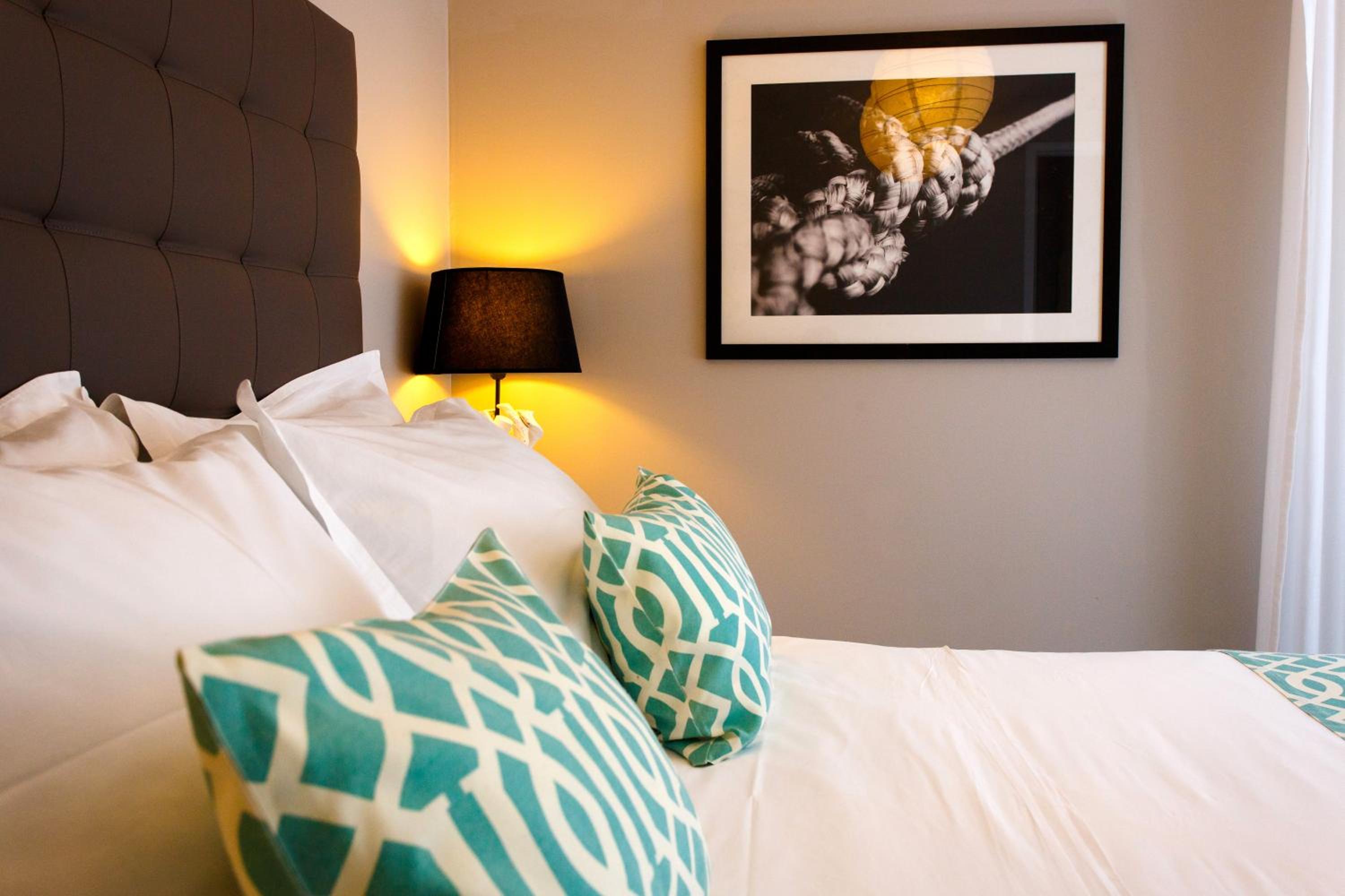 One-Bedroom Suite photo 2
