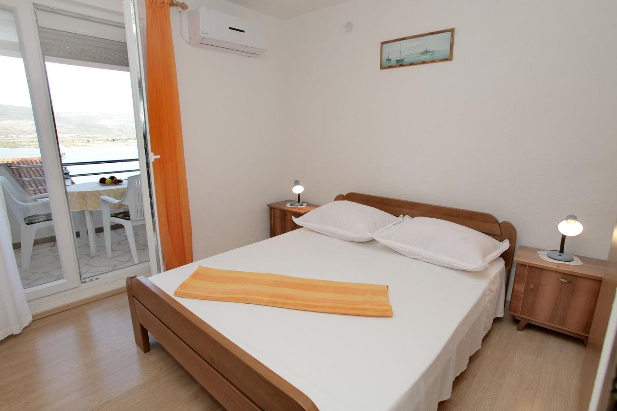 One-Bedroom Apartment with Sea View