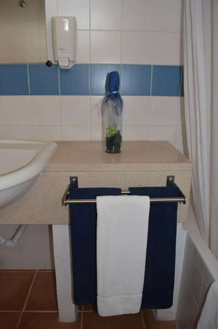 Double or Twin Room photo 2