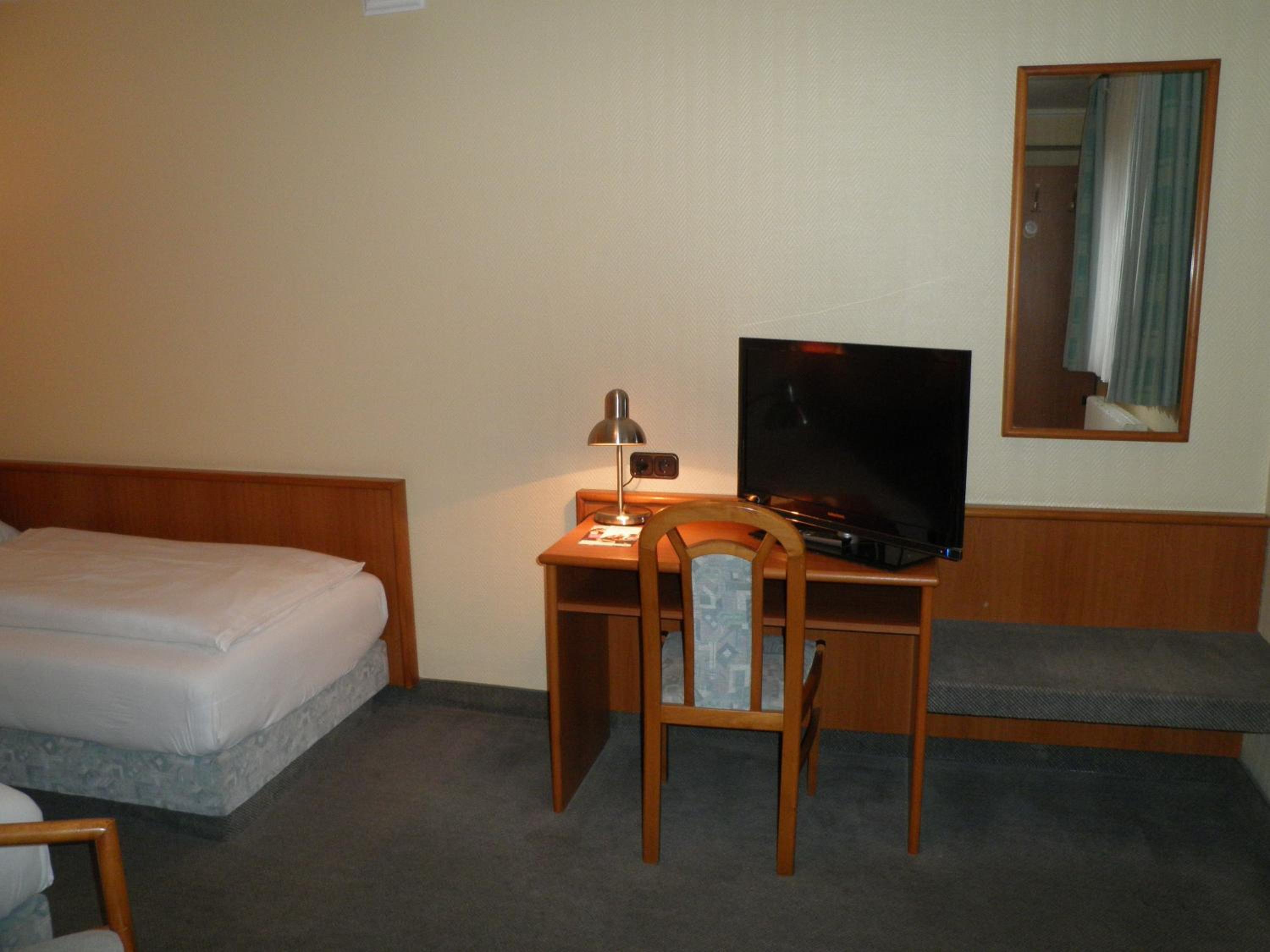 Double Room - Photo 3