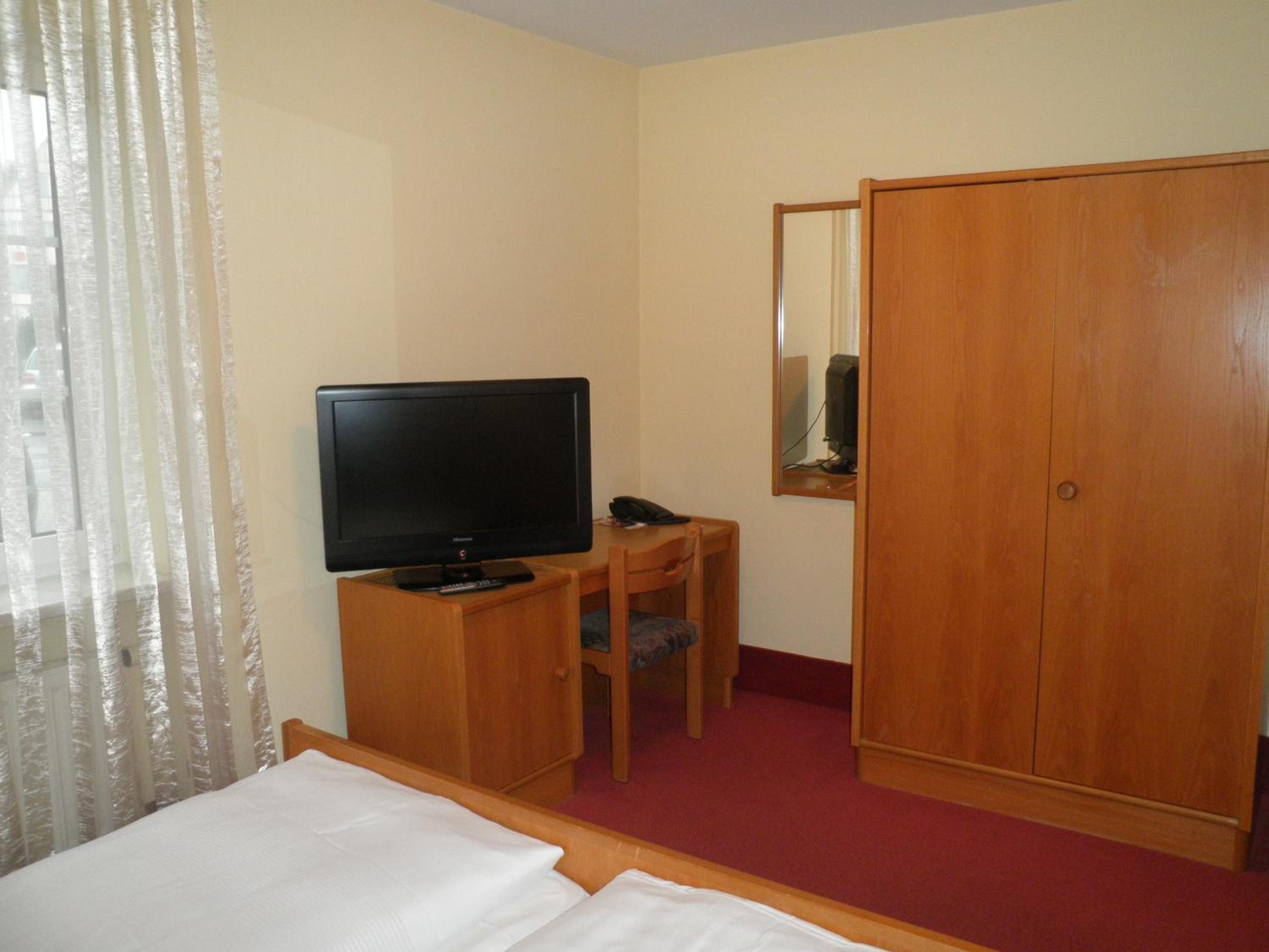 Double Room - Photo 26