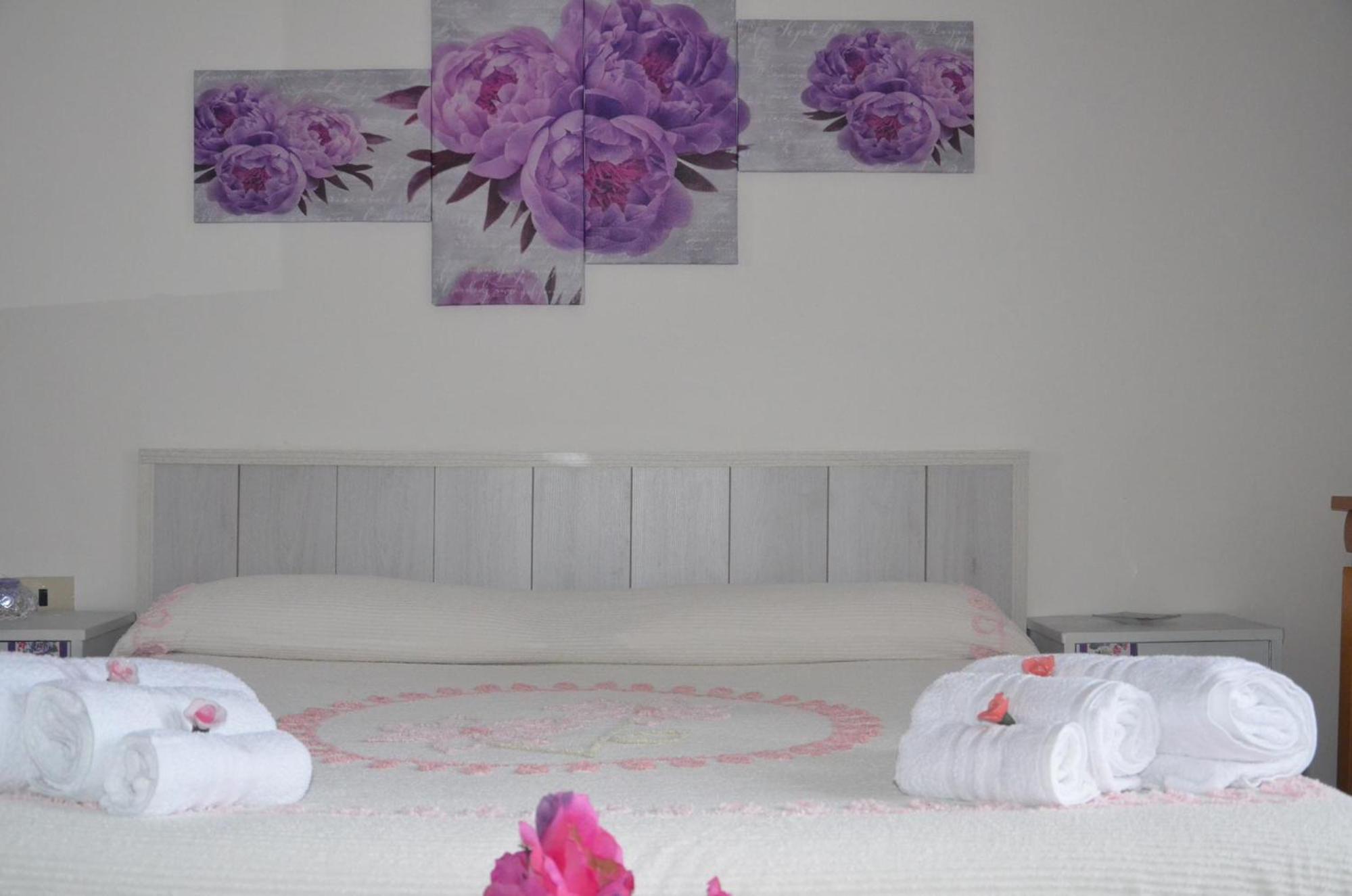 Triple Room with Private Bathroom - Photo 7