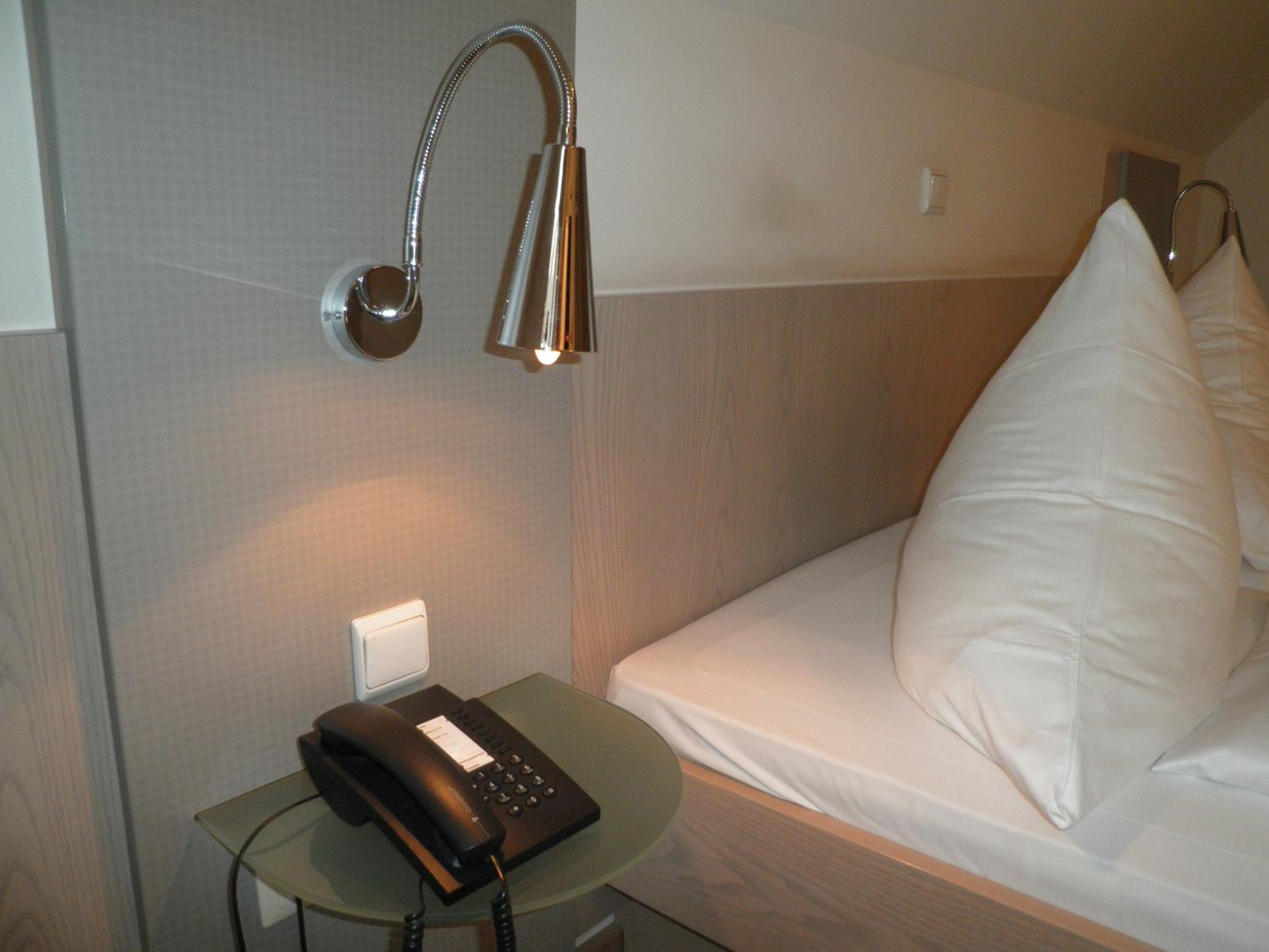 Double Room - Photo 36