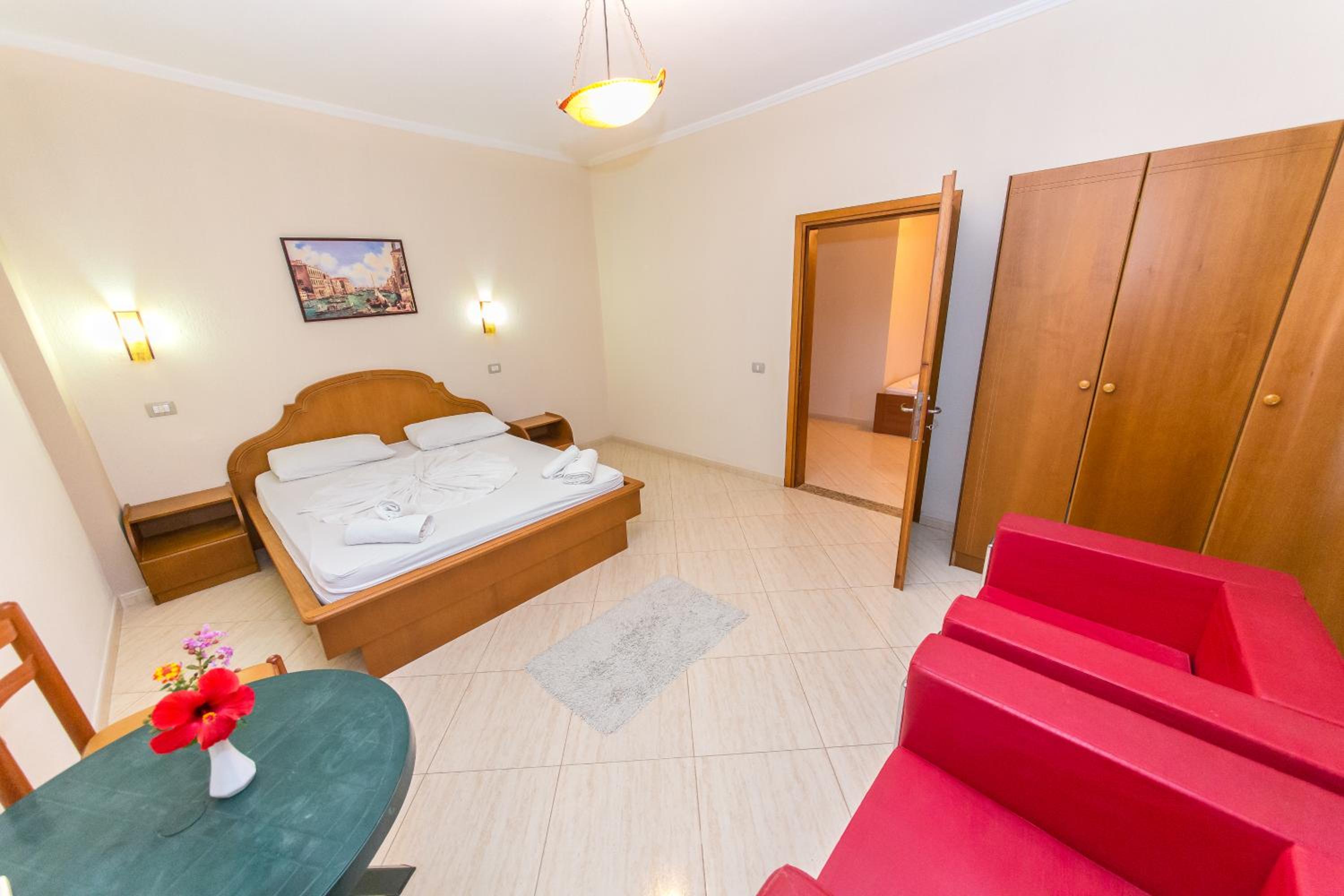 Family Suite with Balcony photo 1