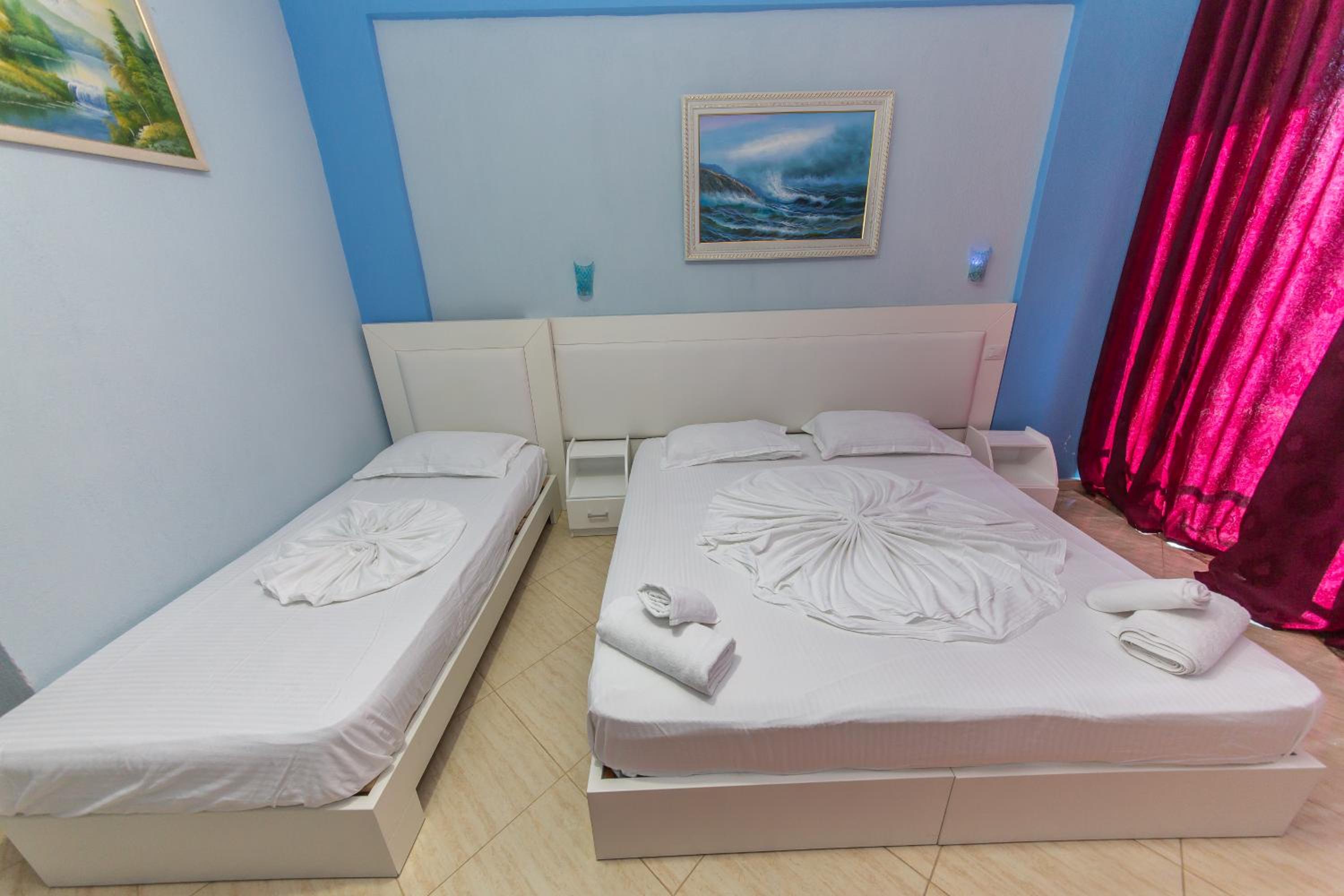 Panoramic Triple Room with Balcony and Sea View photo 1