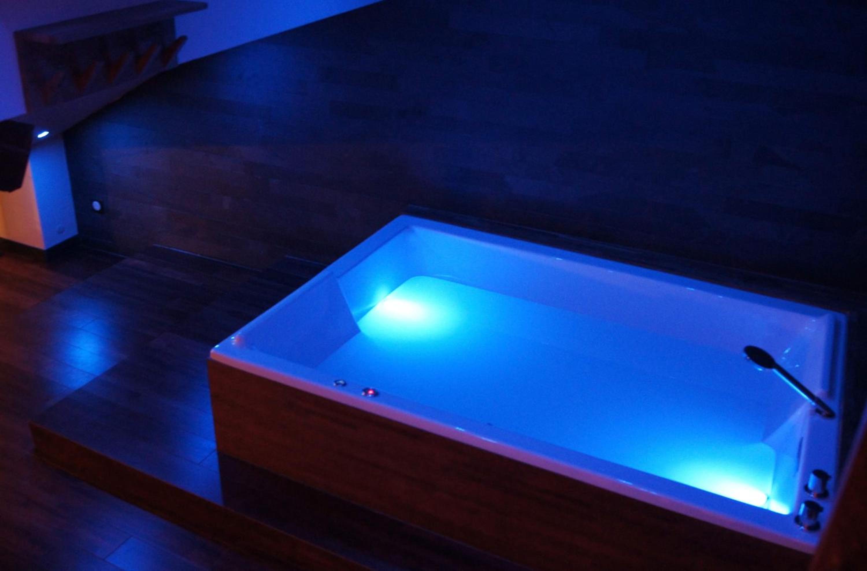 Duplex Apartment with Jacuzzi - Photo 20