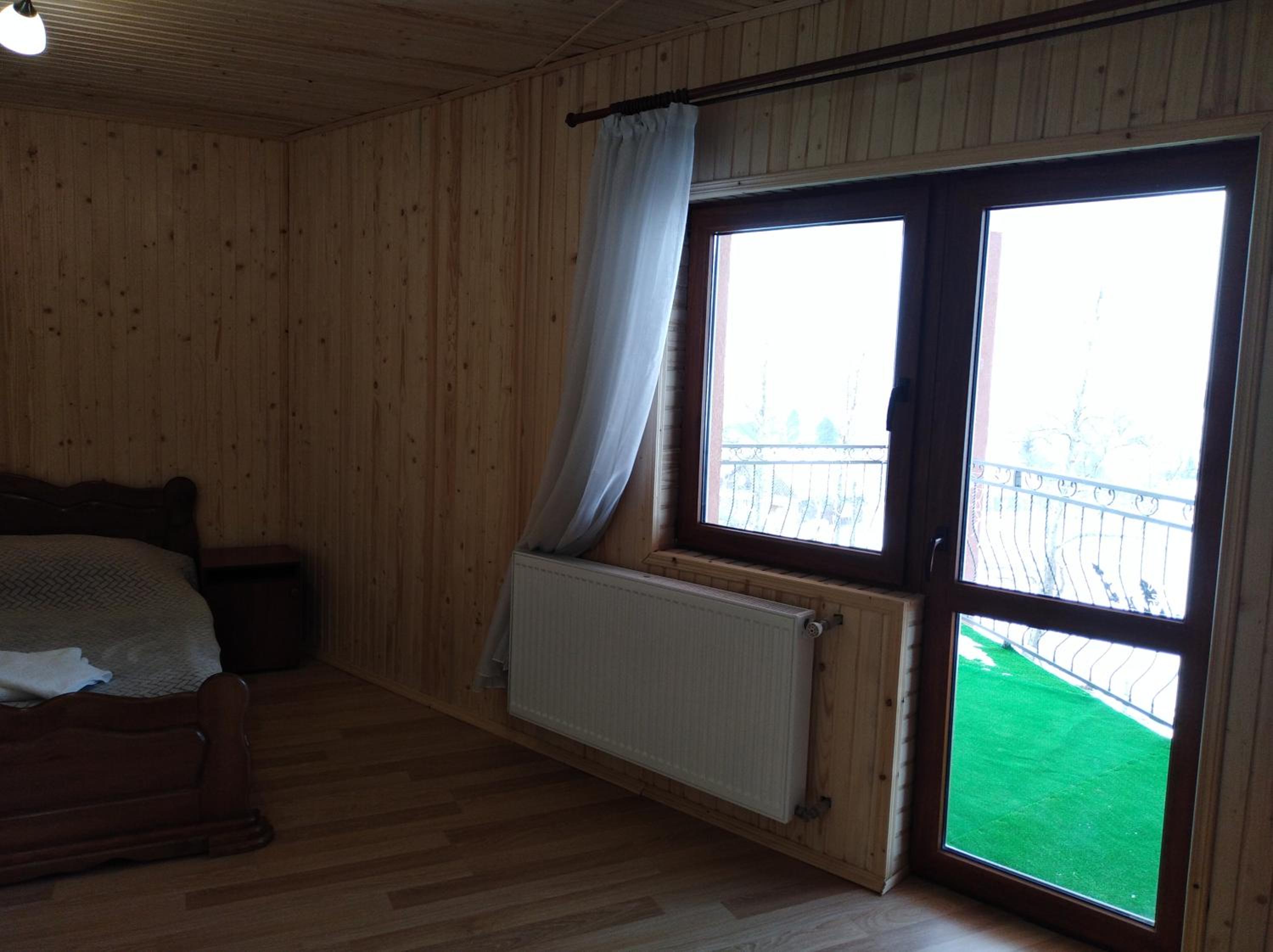 Large Double Room photo 1