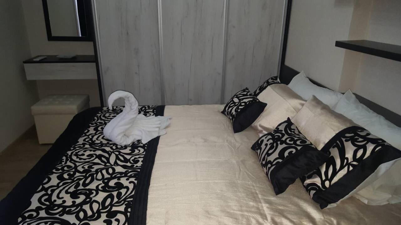 Deluxe Apartment - Photo 29