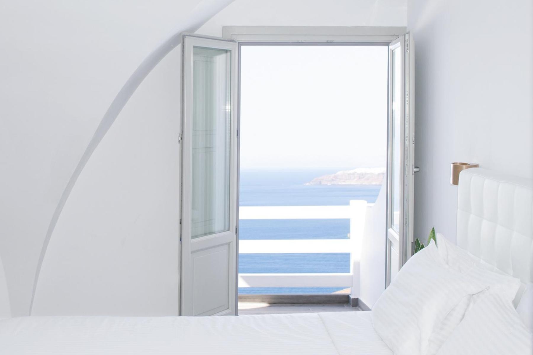 Honeymoon Suite - Photo 12