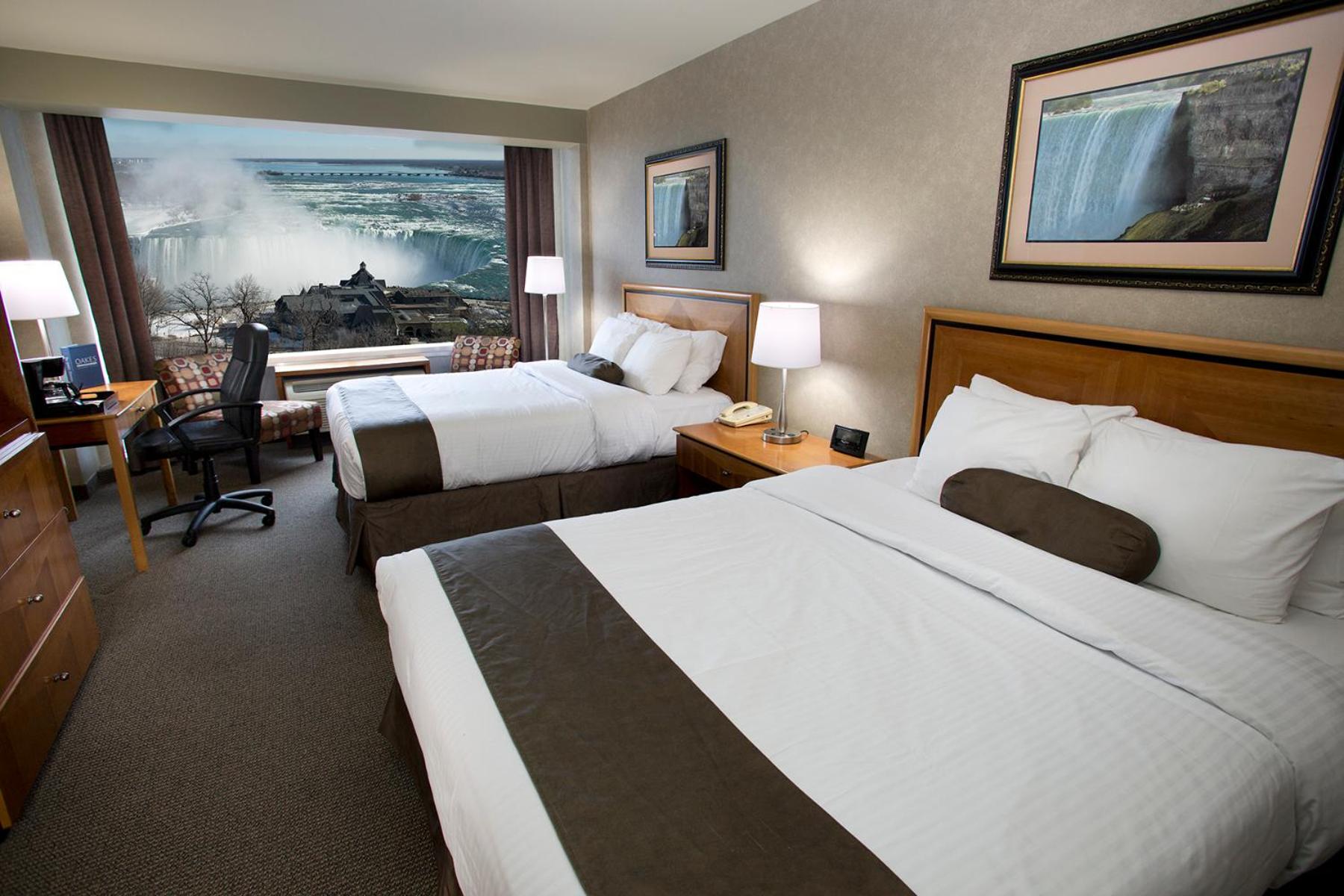 Tower Room Premium Falls View Two Queen Suite thumbnail 6