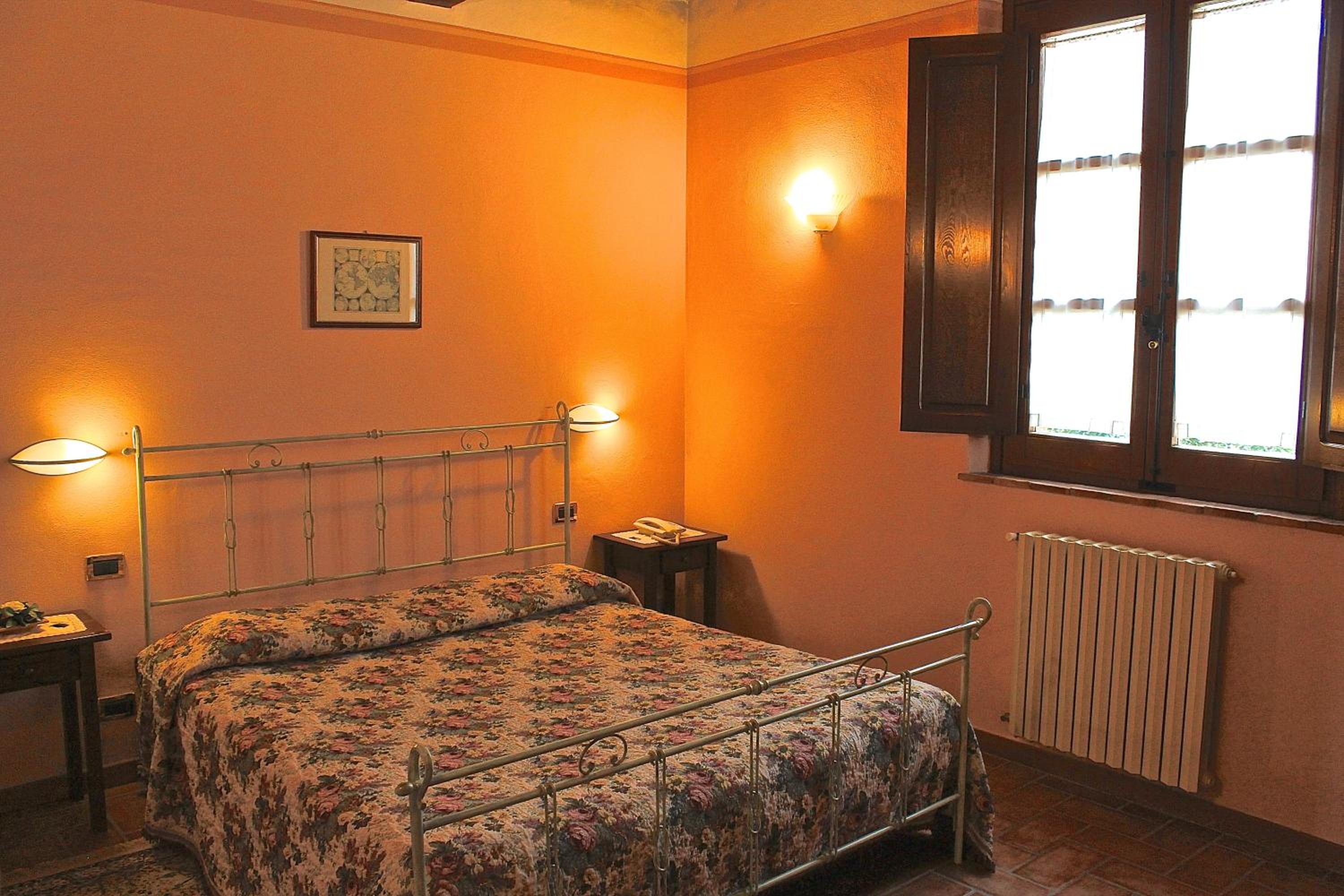 Superior One-Bedroom Apartment - Photo 9