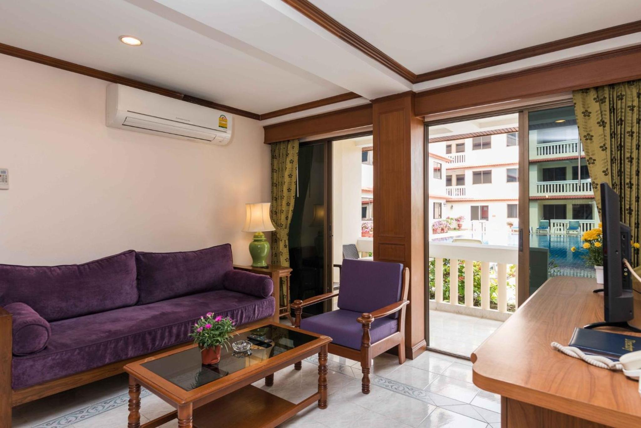 Two-Bedroom Suite - Photo 20