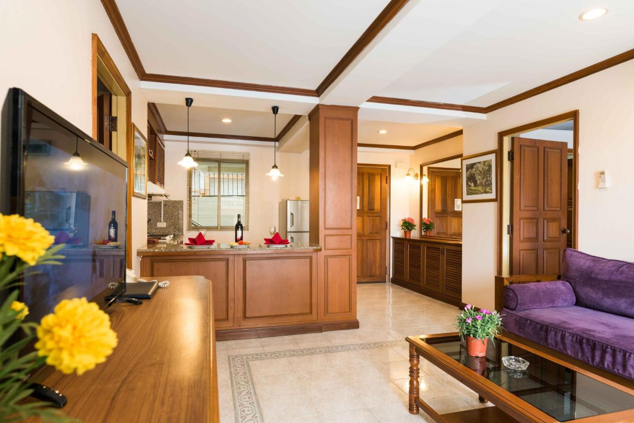 Two-Bedroom Suite - Photo 22