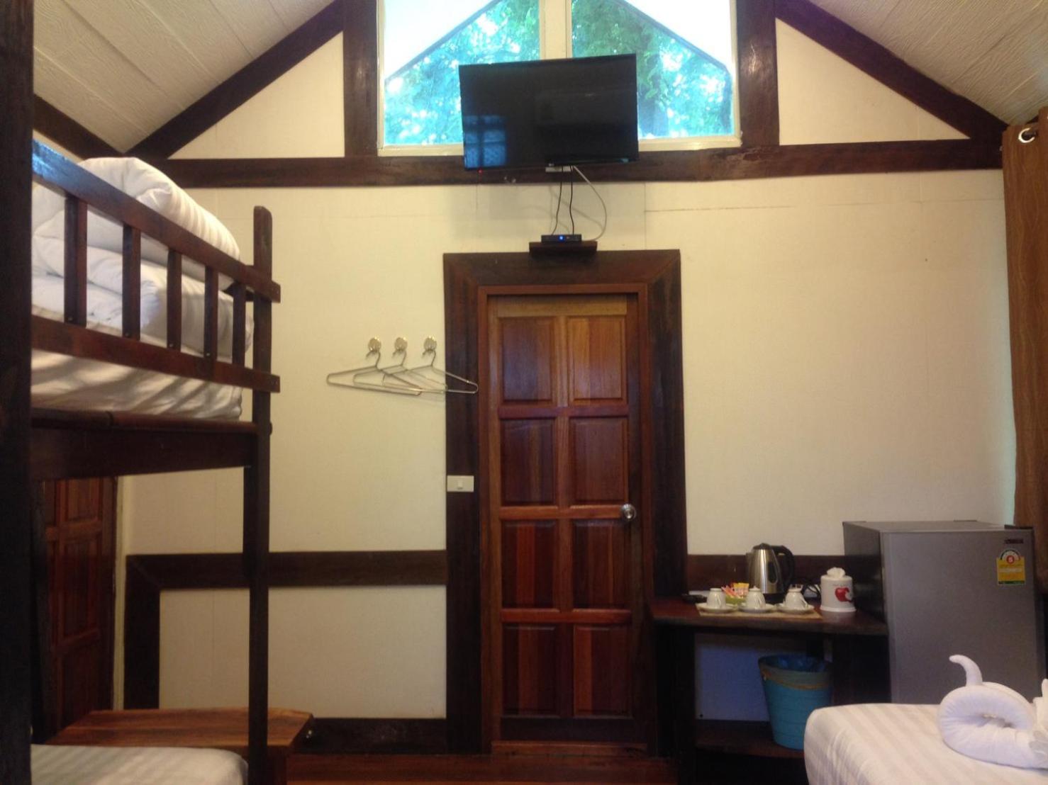 Standard Triple Room photo 2