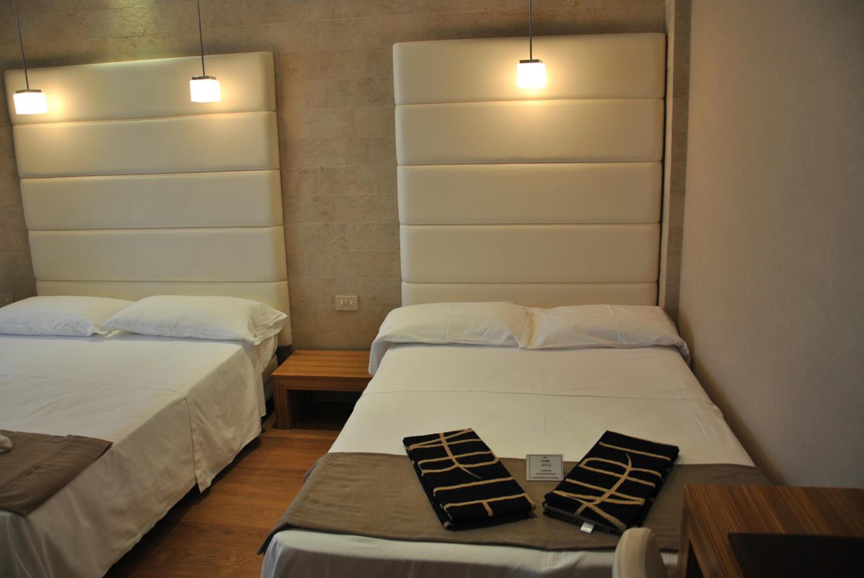 Superior Quadruple Room photo 1