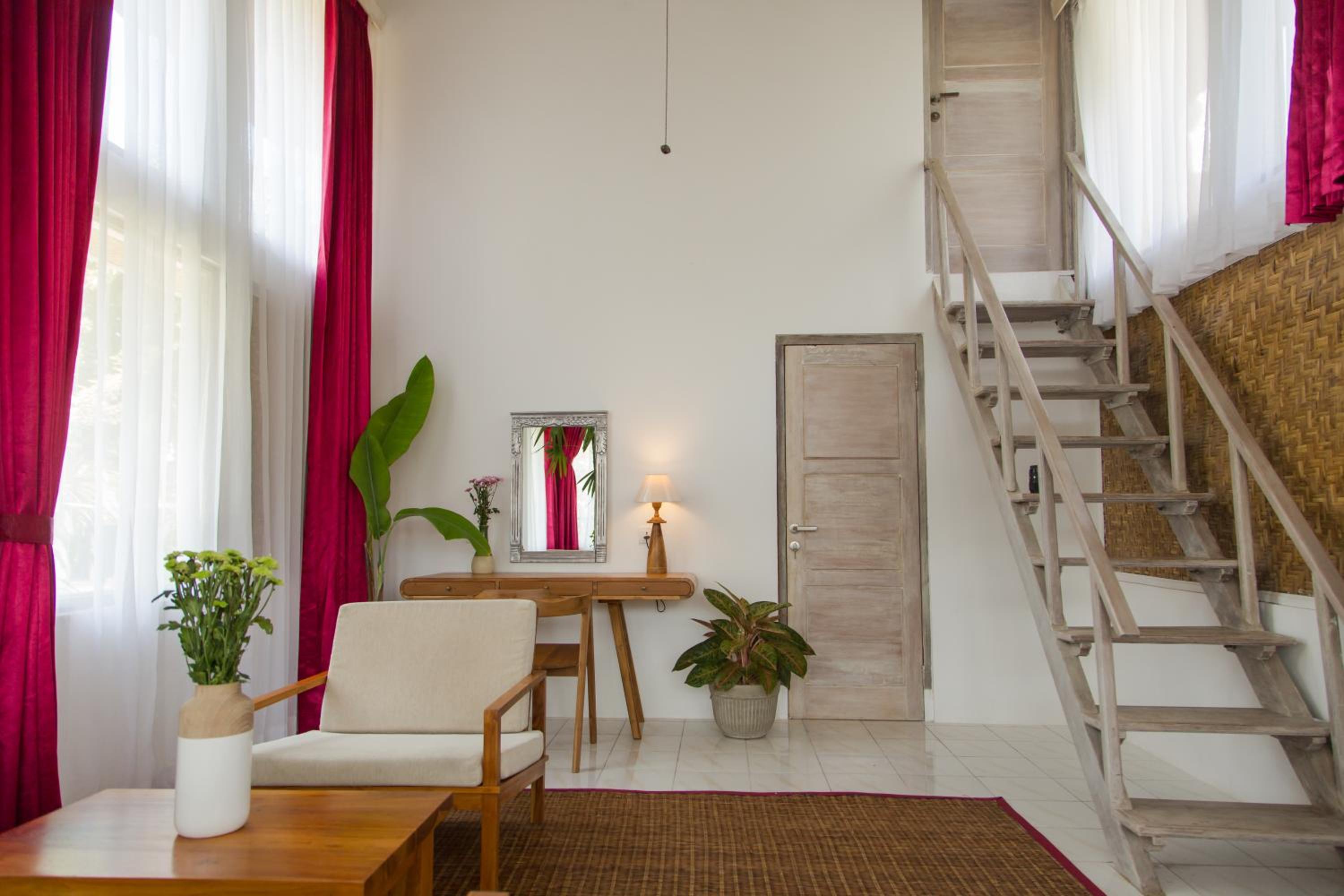 Family Peji Villa with Garden View photo 3