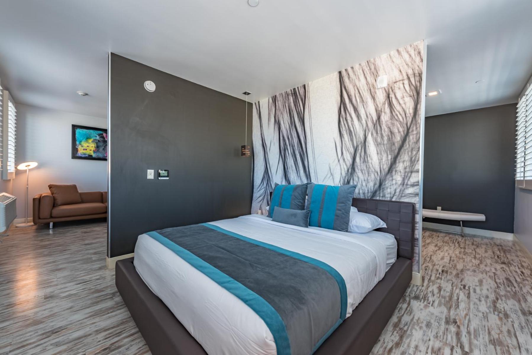 King Suite photo 3