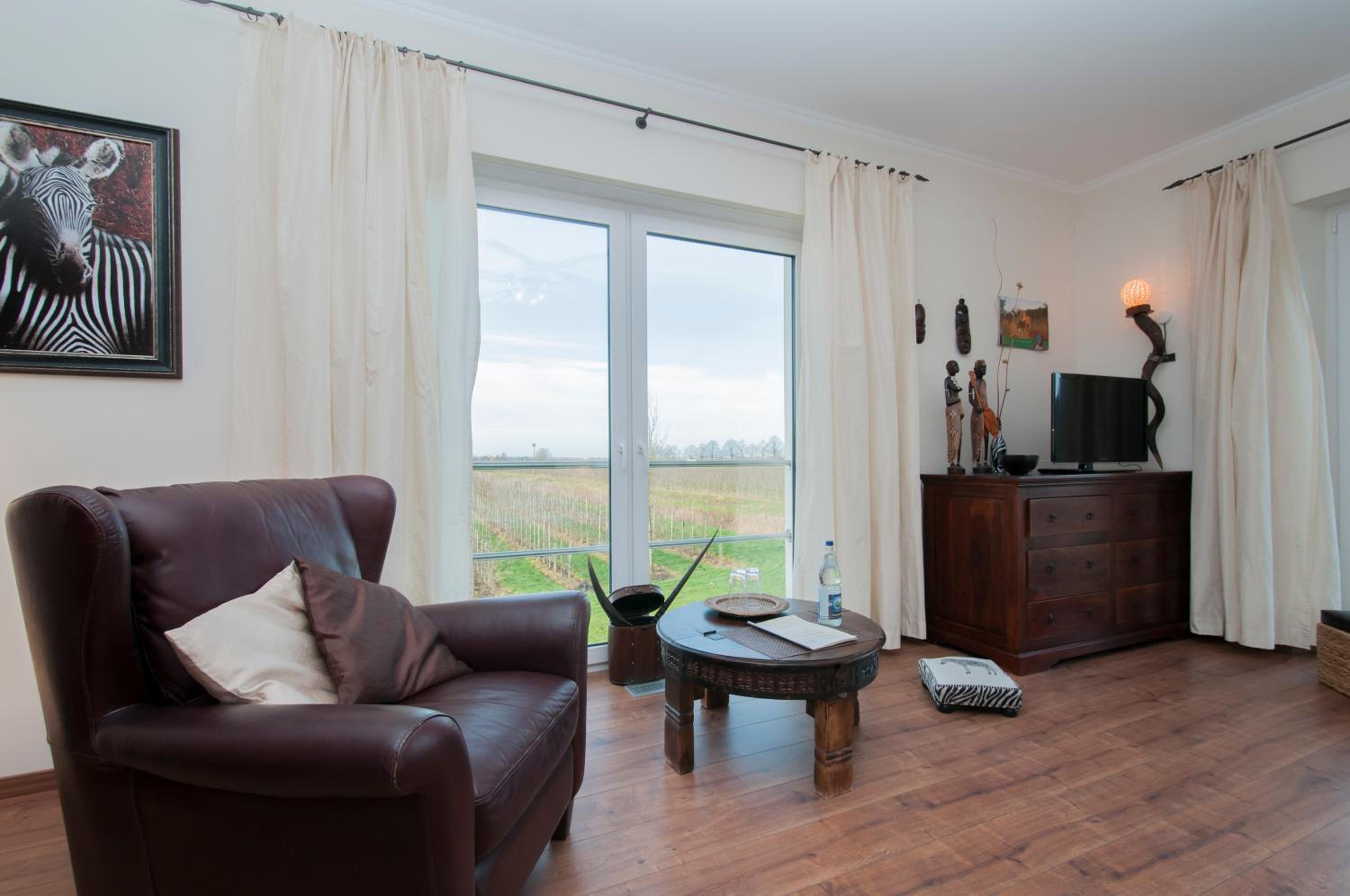 Deluxe Double Room with Shower photo 2