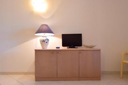 Two-Bedroom Apartment photo 3