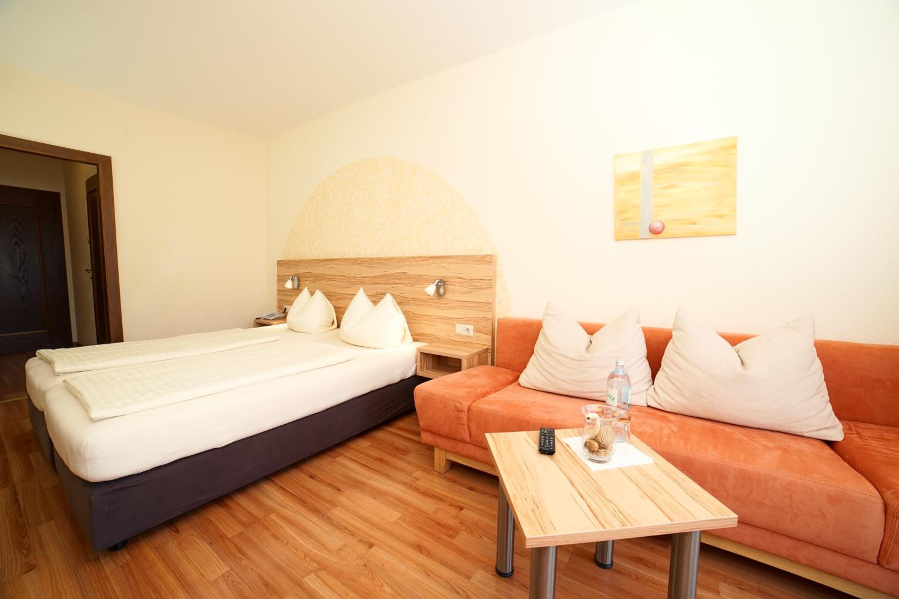 Double Room with Lake View photo 1