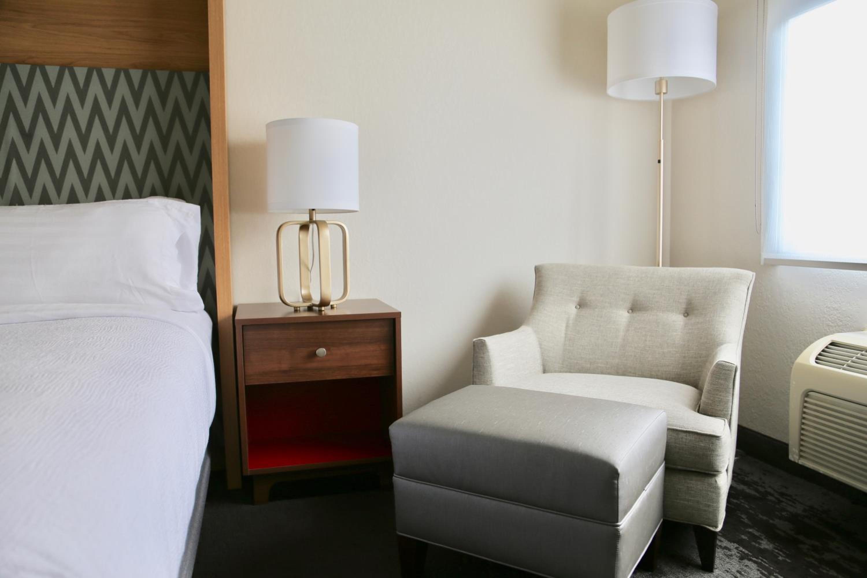 Standard Room - Photo 1