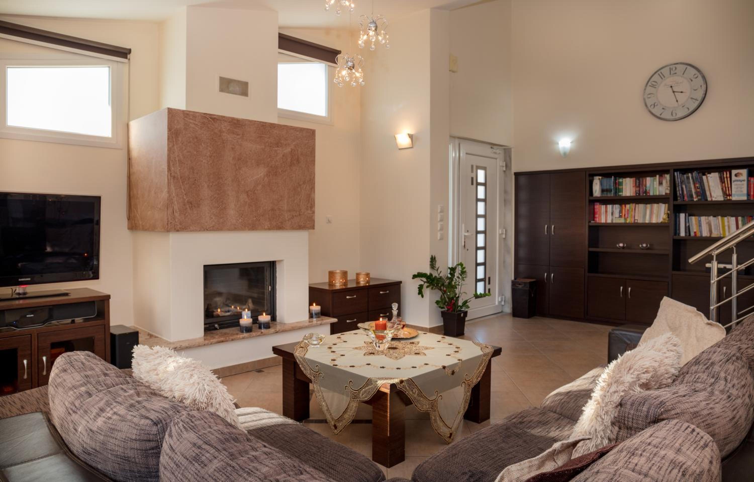 Villa photo 1