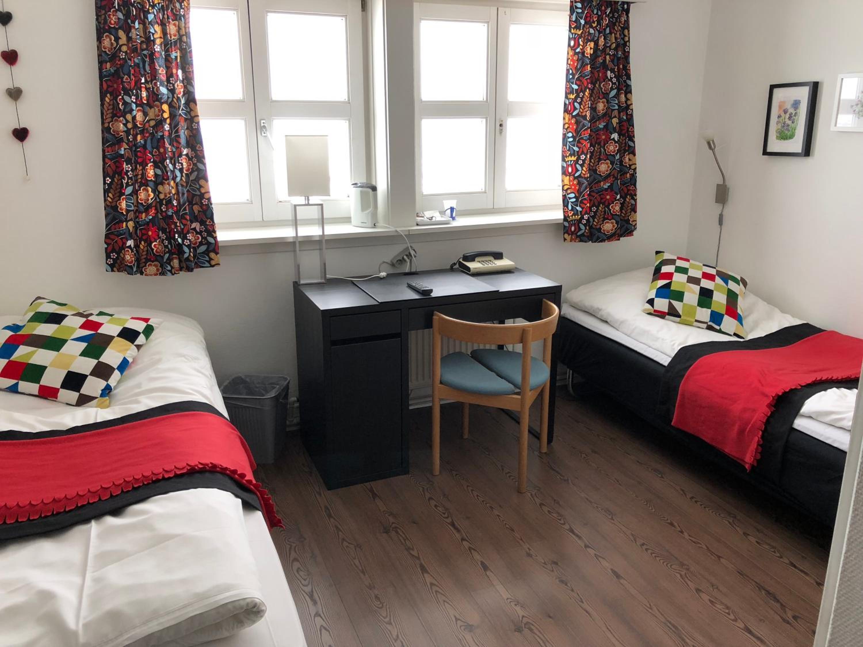 Standard Twin Room photo 3