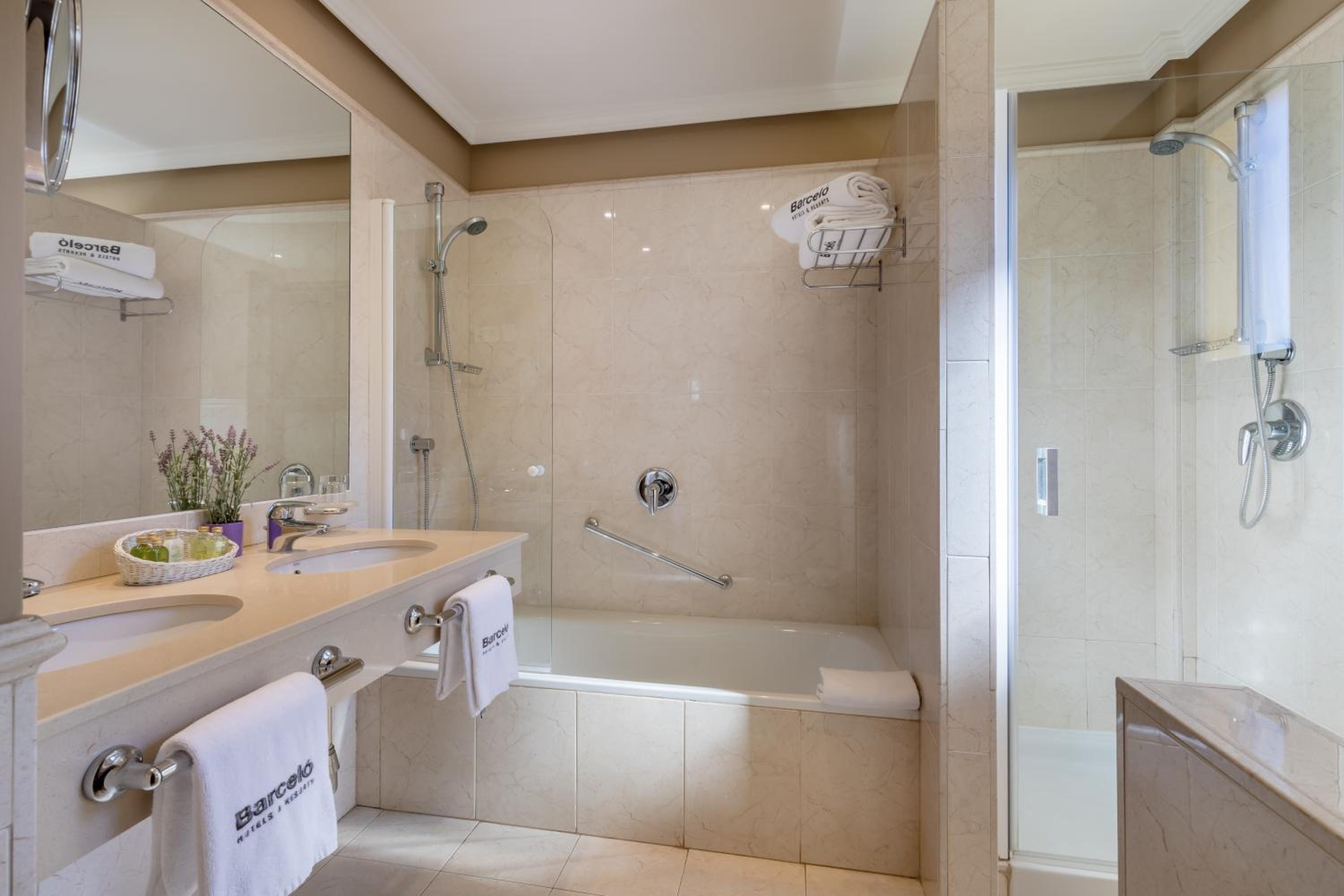 Two-Bedroom Villa photo 2