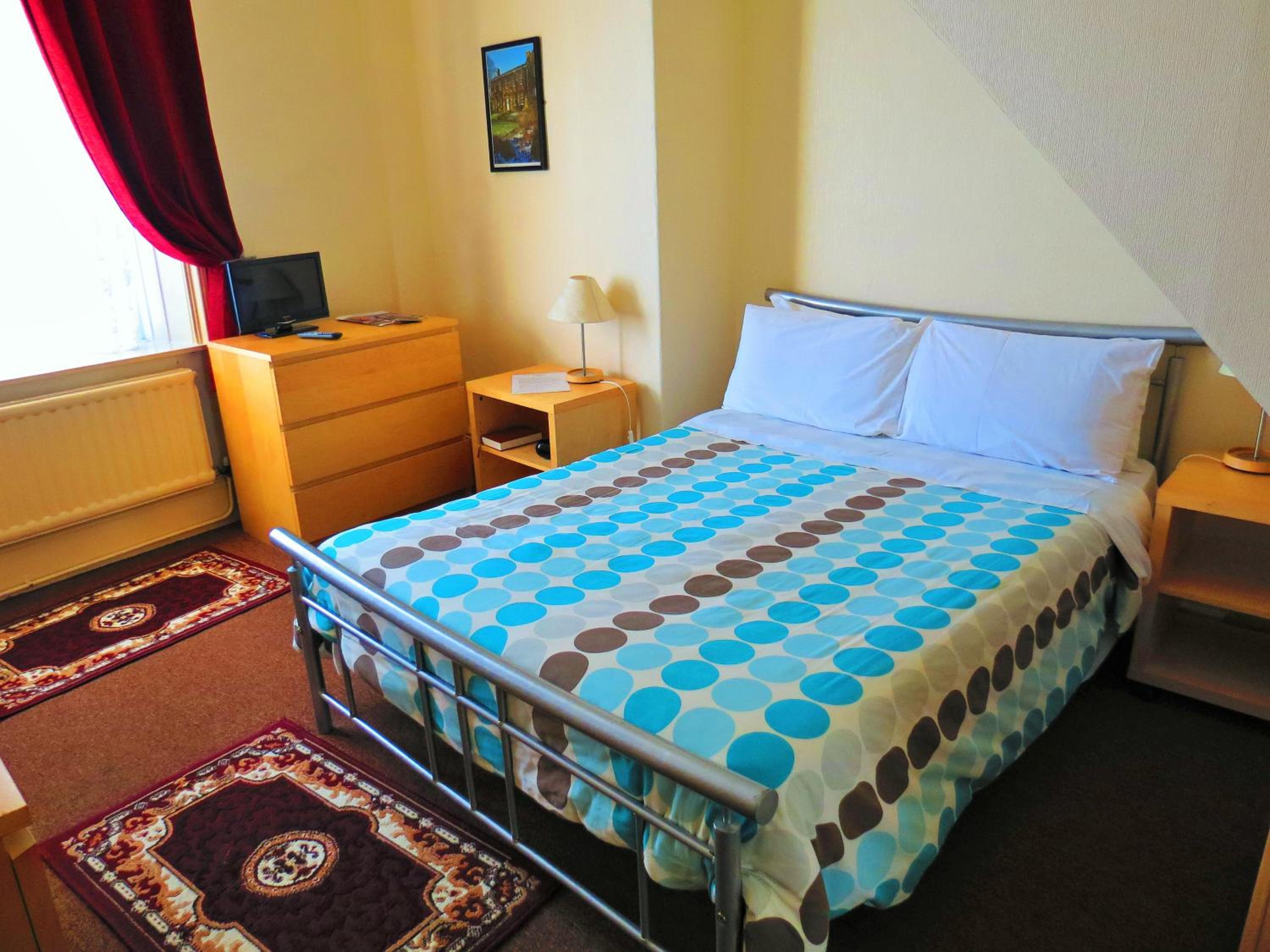 Small Double Room photo 1