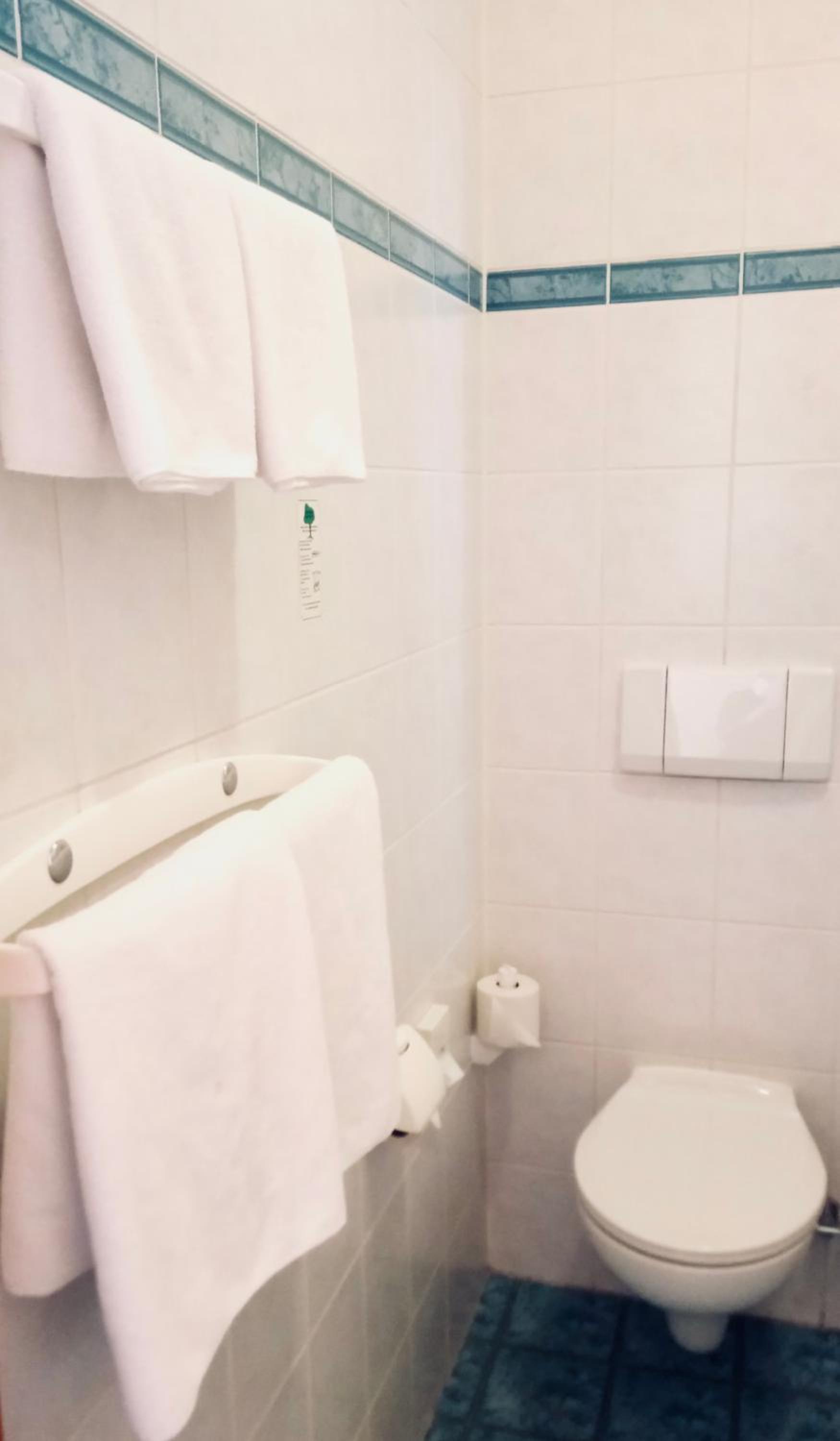 Double Room - Photo 2