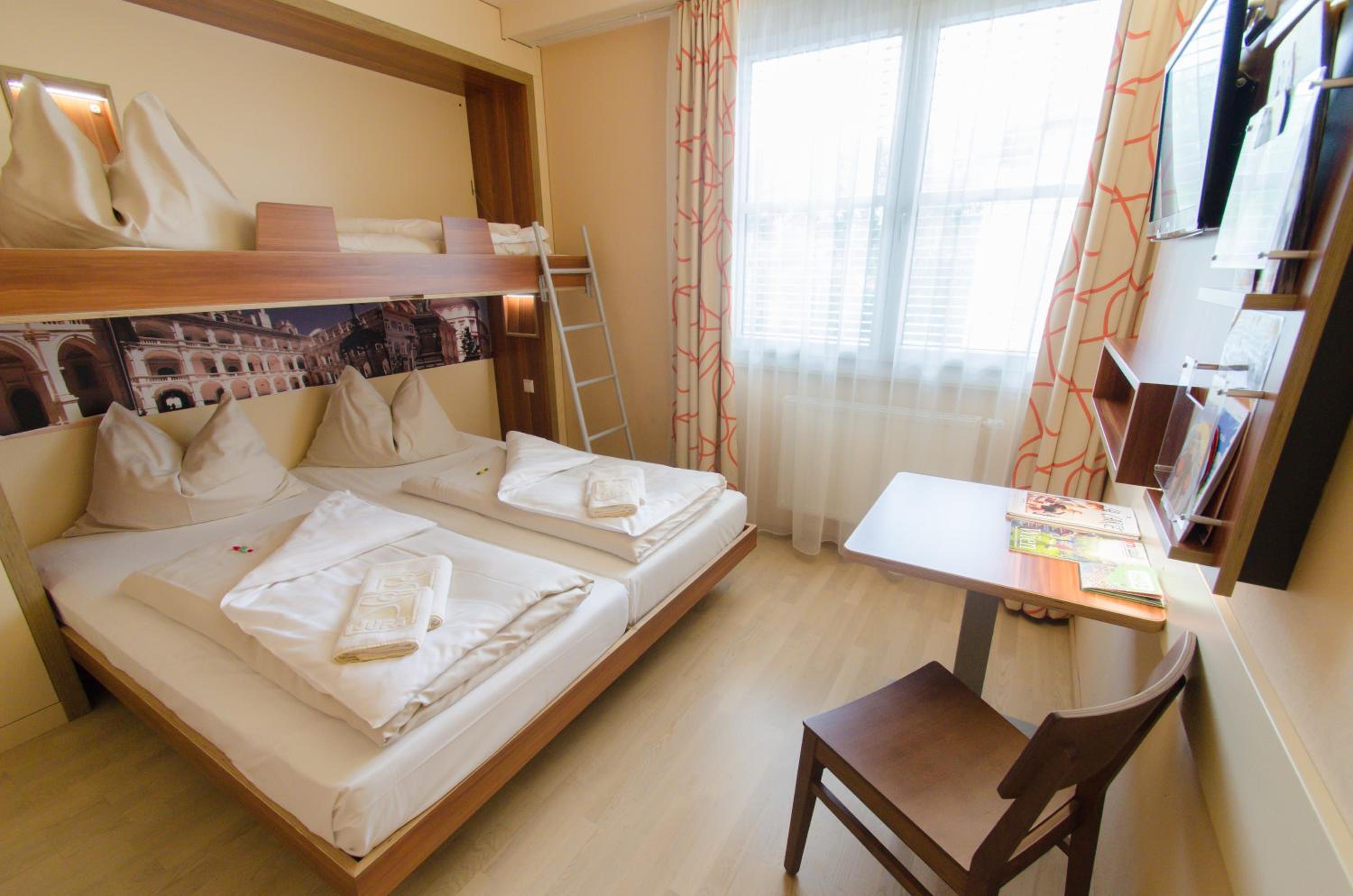 Triple Room - Photo 3