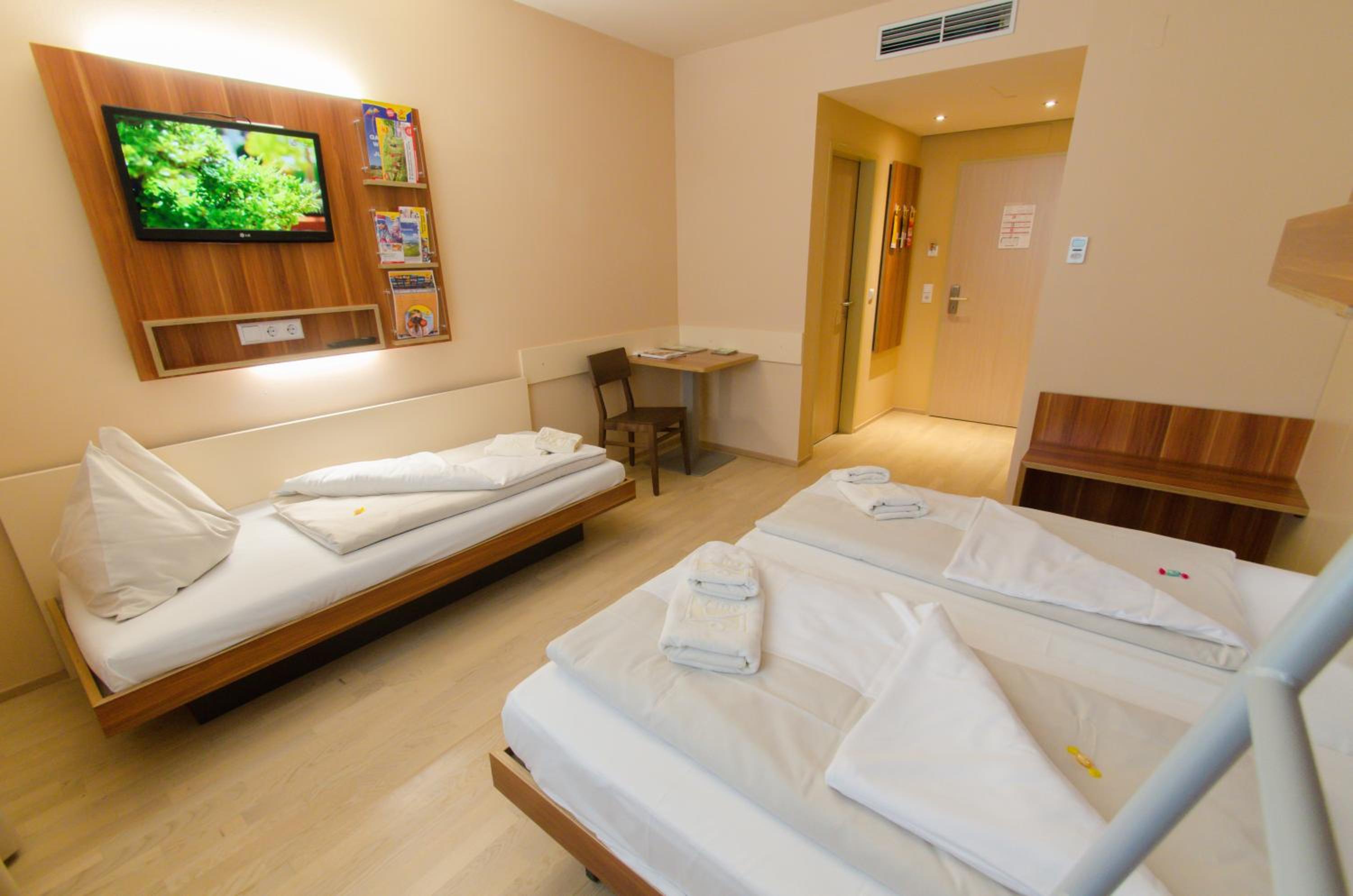 Triple Room - Photo 2