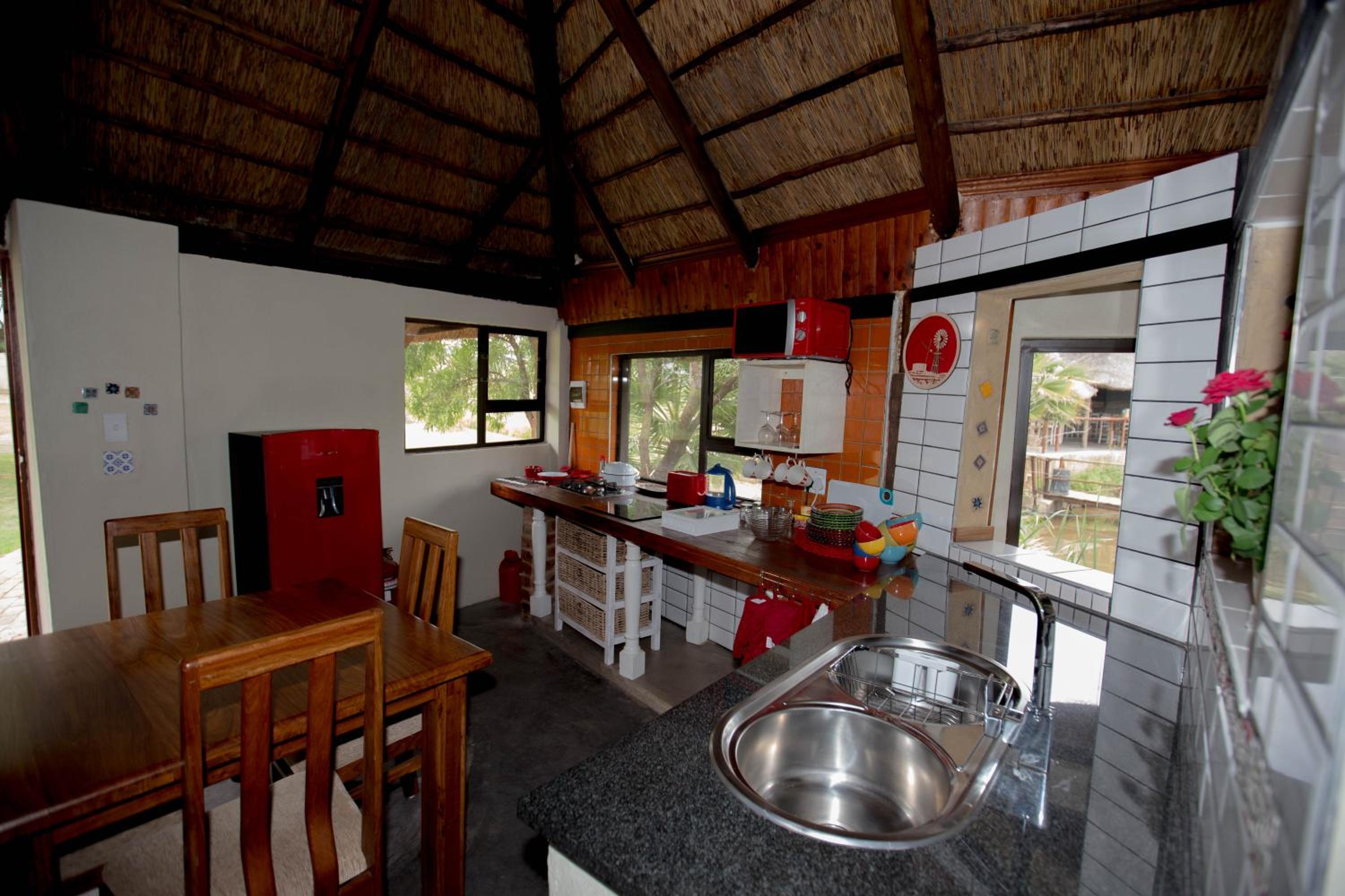 Bungalow - Water Front  - Photo 7