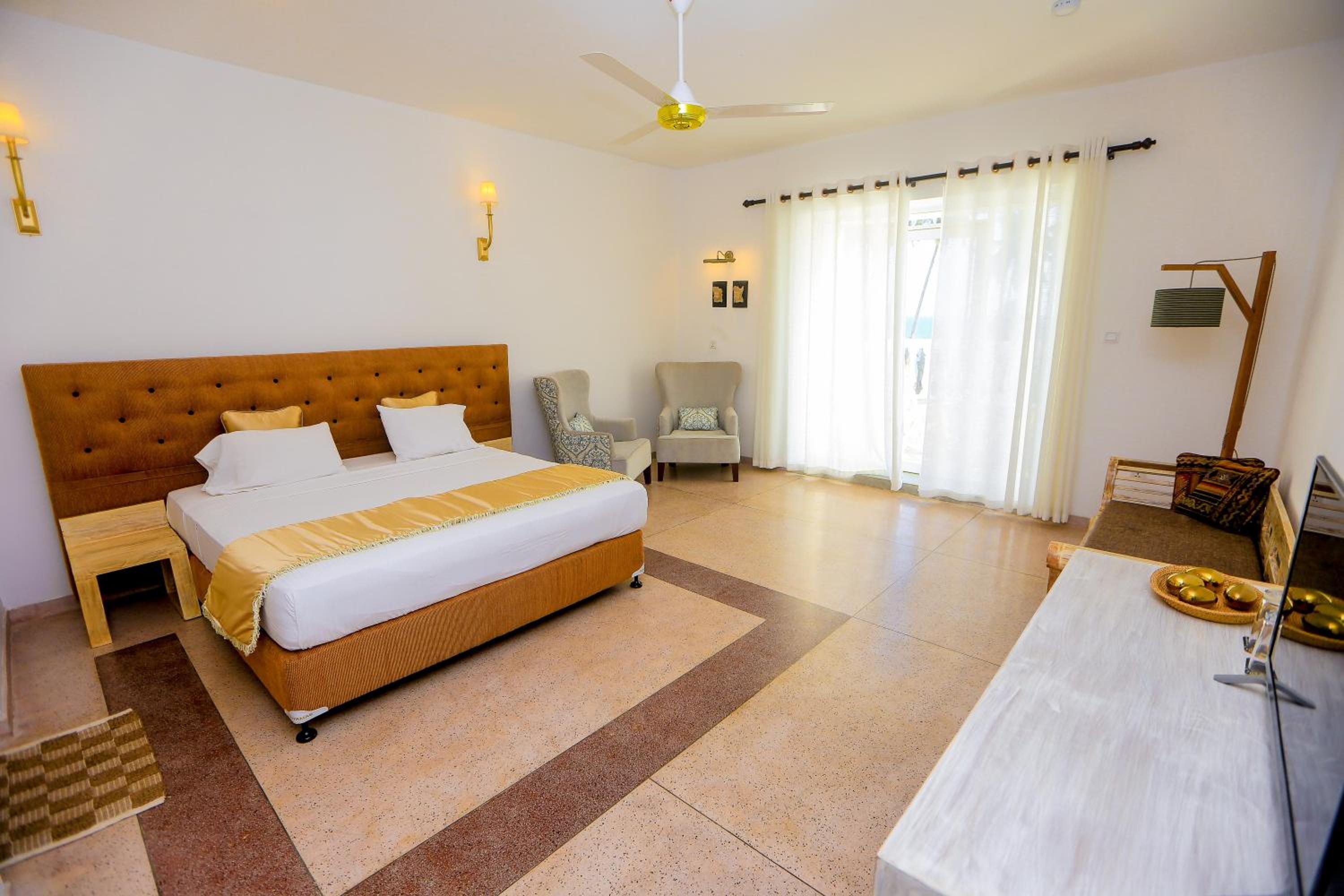 Deluxe Suite with Sea View