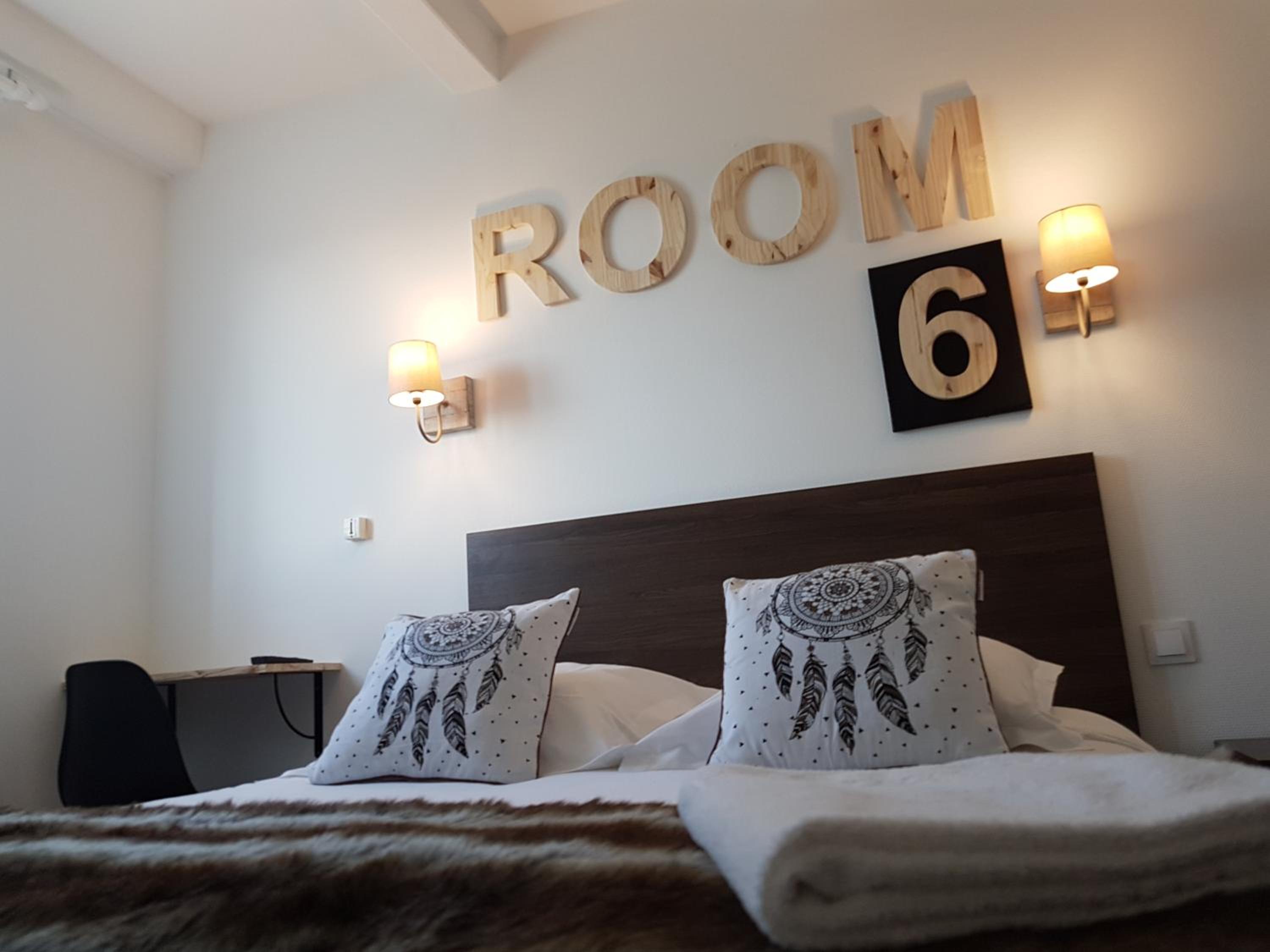 Double Room - Photo 8
