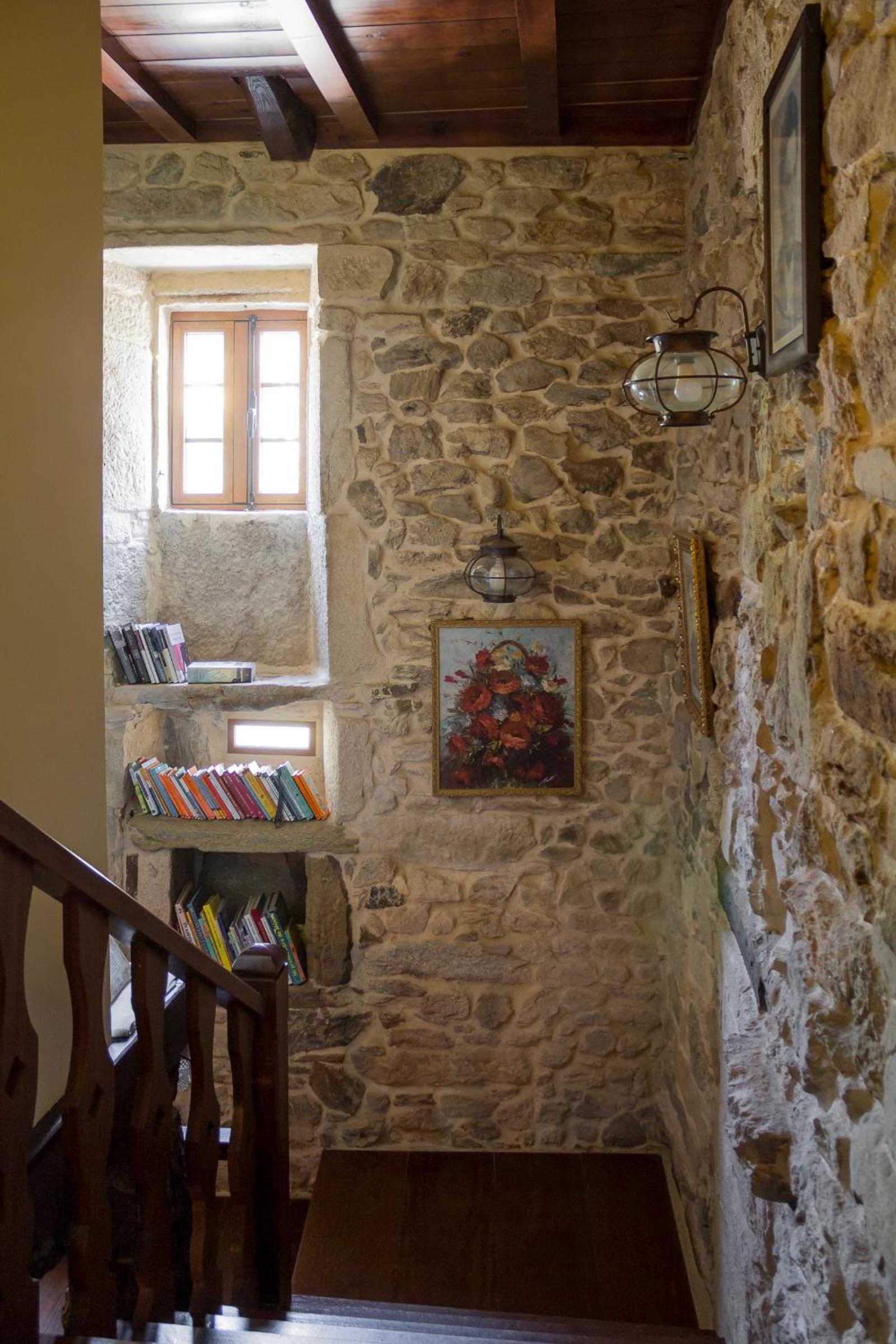 Twin Room with Bath photo 3