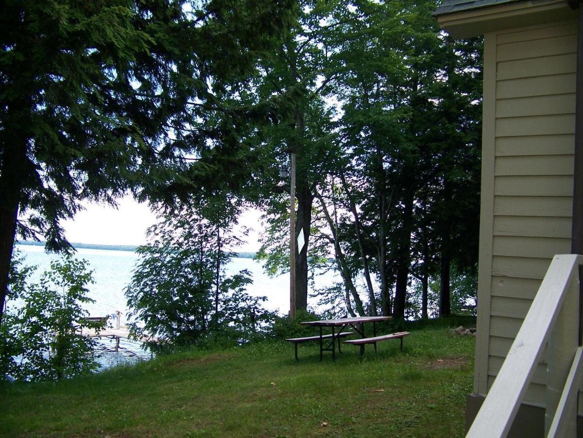 Cottage 1 photo 3
