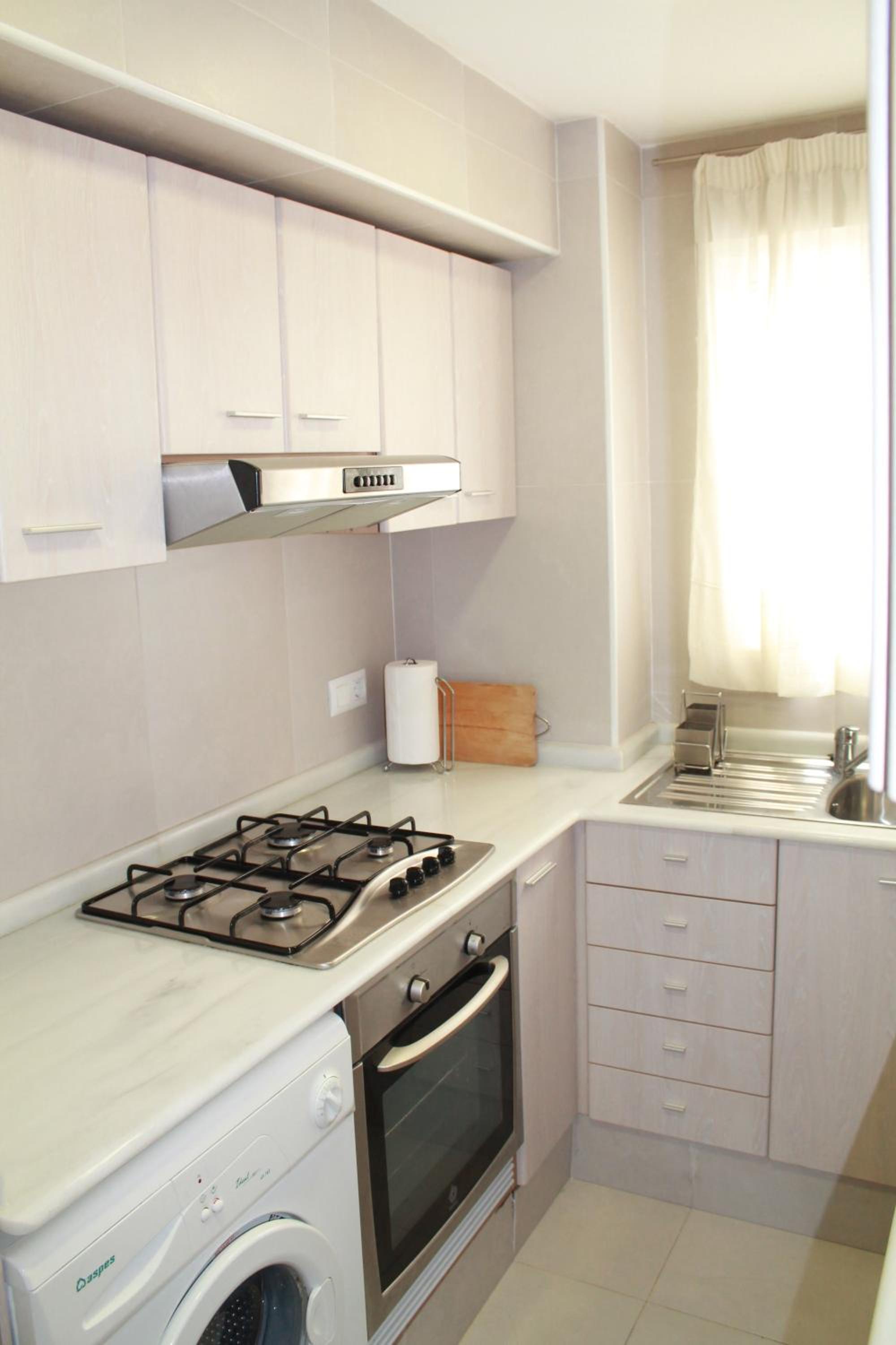 Apartment photo 2