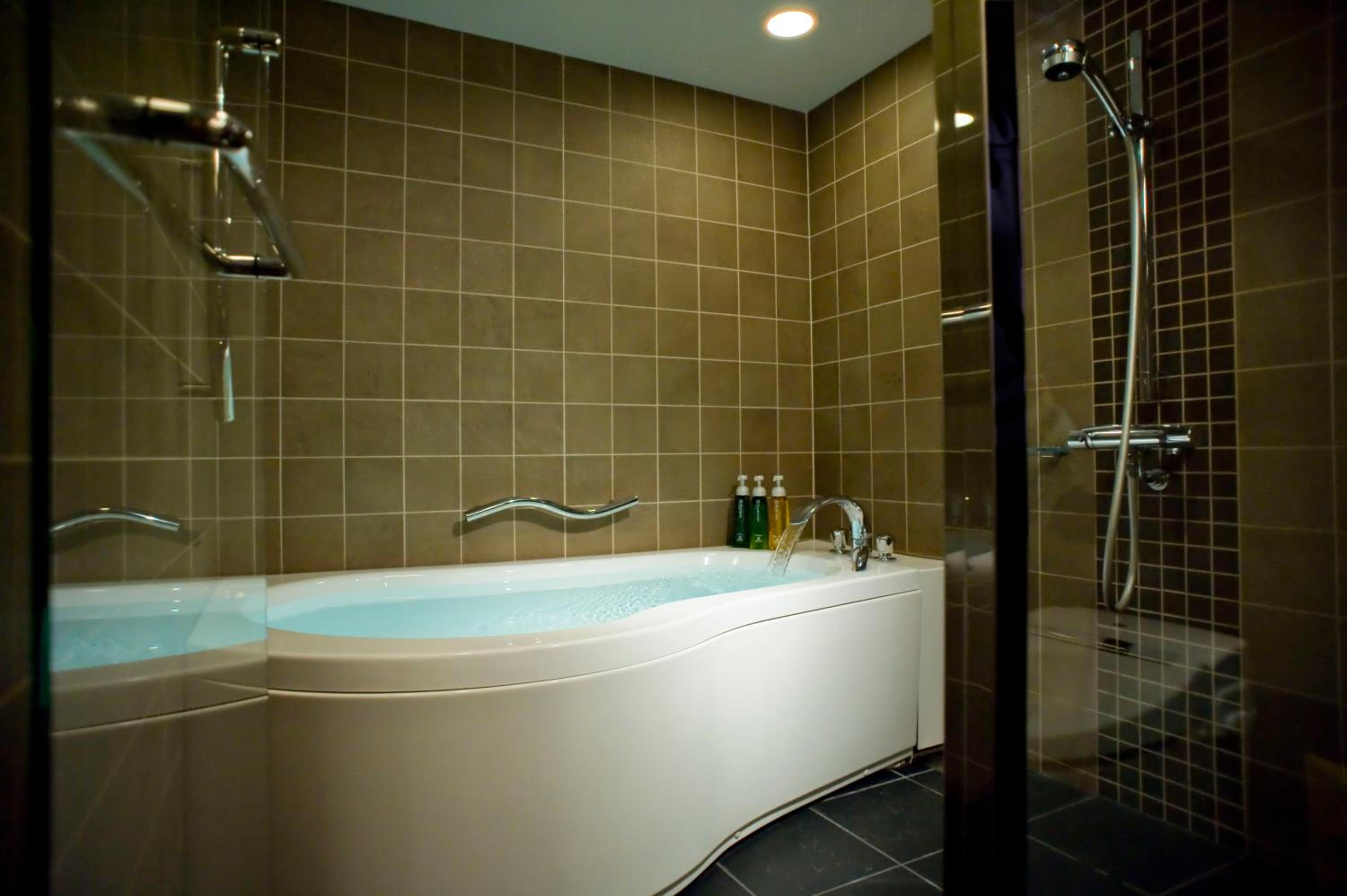 Superior Twin Room - Non-Smoking - Photo 6
