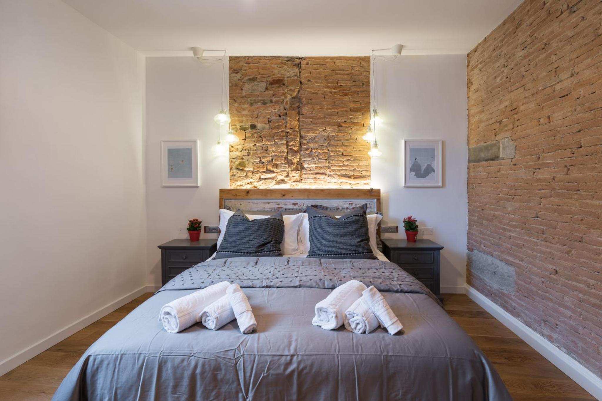 Deluxe One-Bedroom Apartment with Garden View