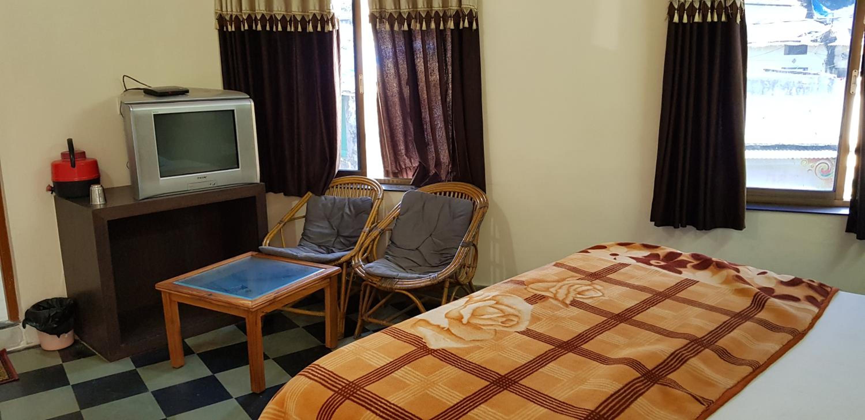 Deluxe Double Room photo 2